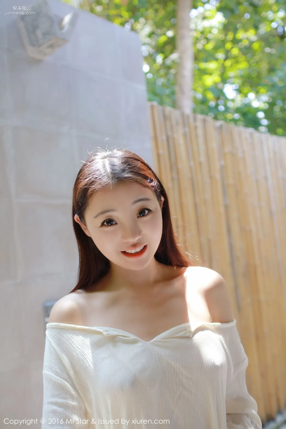 佘貝拉bella《濕身誘惑與激凸福利》 [模範學院MFStar] Vol.072 寫真集 22
