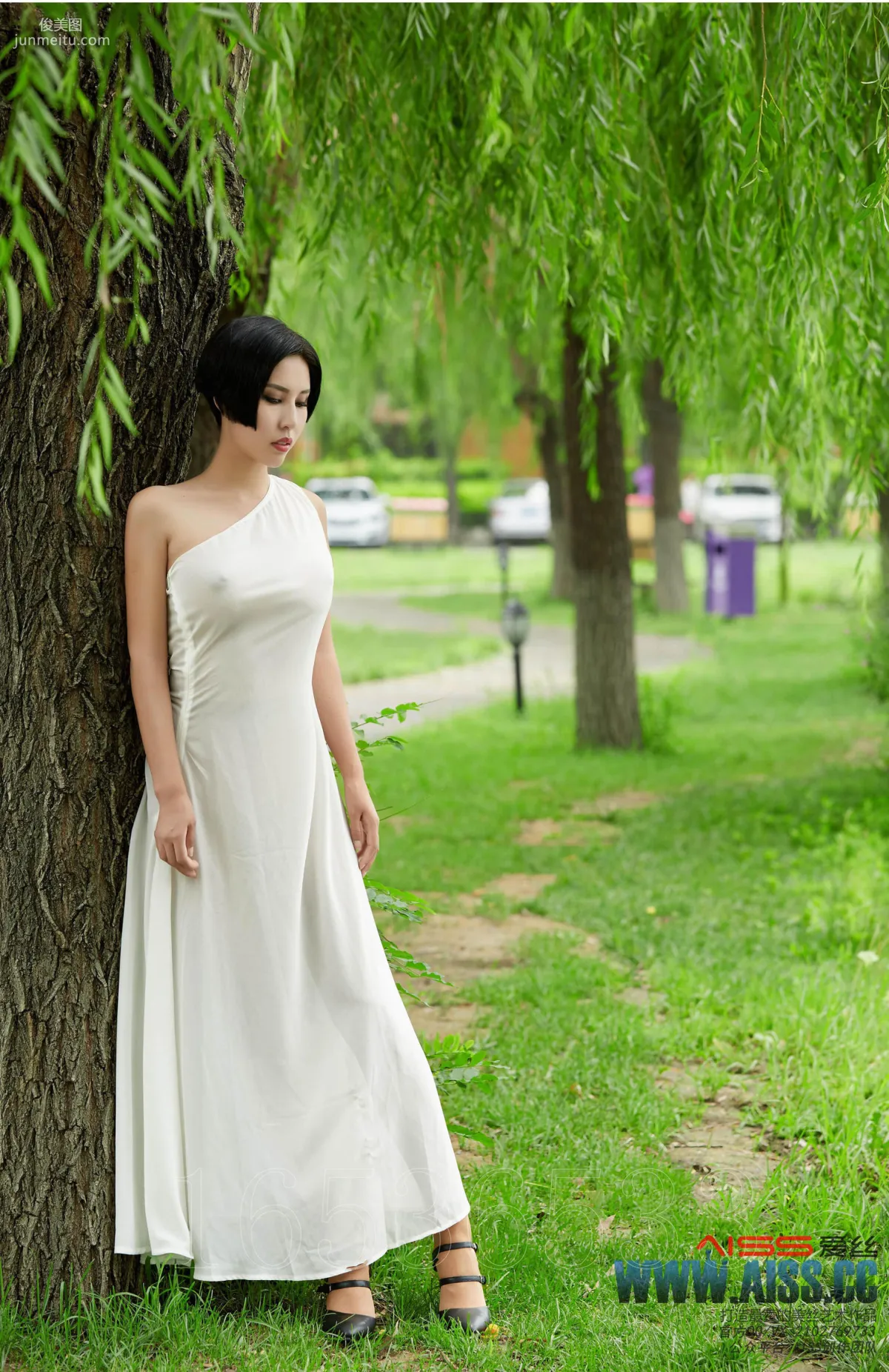 娜依灵儿《美丝灵儿》 [AISS爱丝] F6019 写真集1