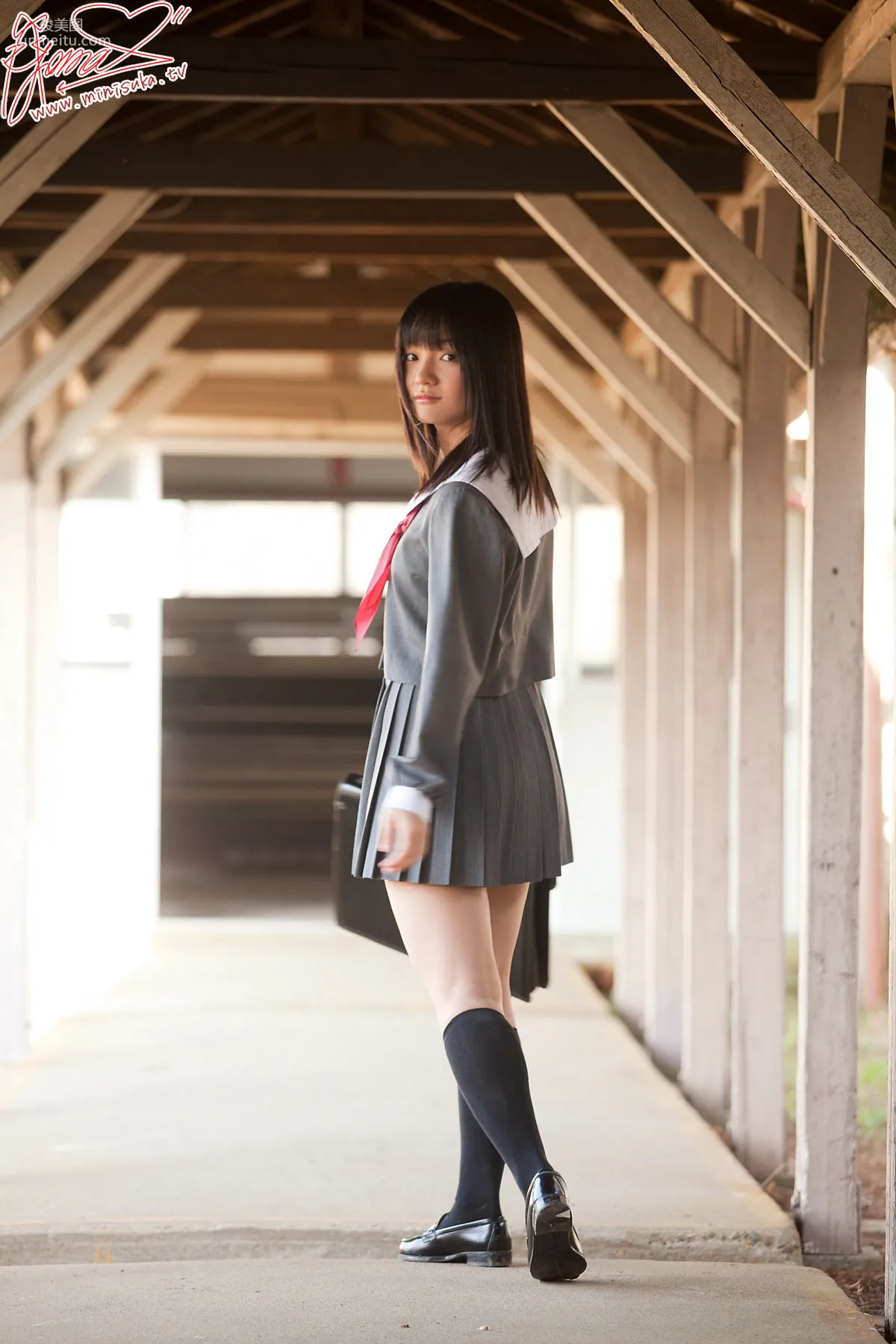 西永彩奈 Ayana Nishinaga 第一部 [Minisuka.tv] 寫真集 12
