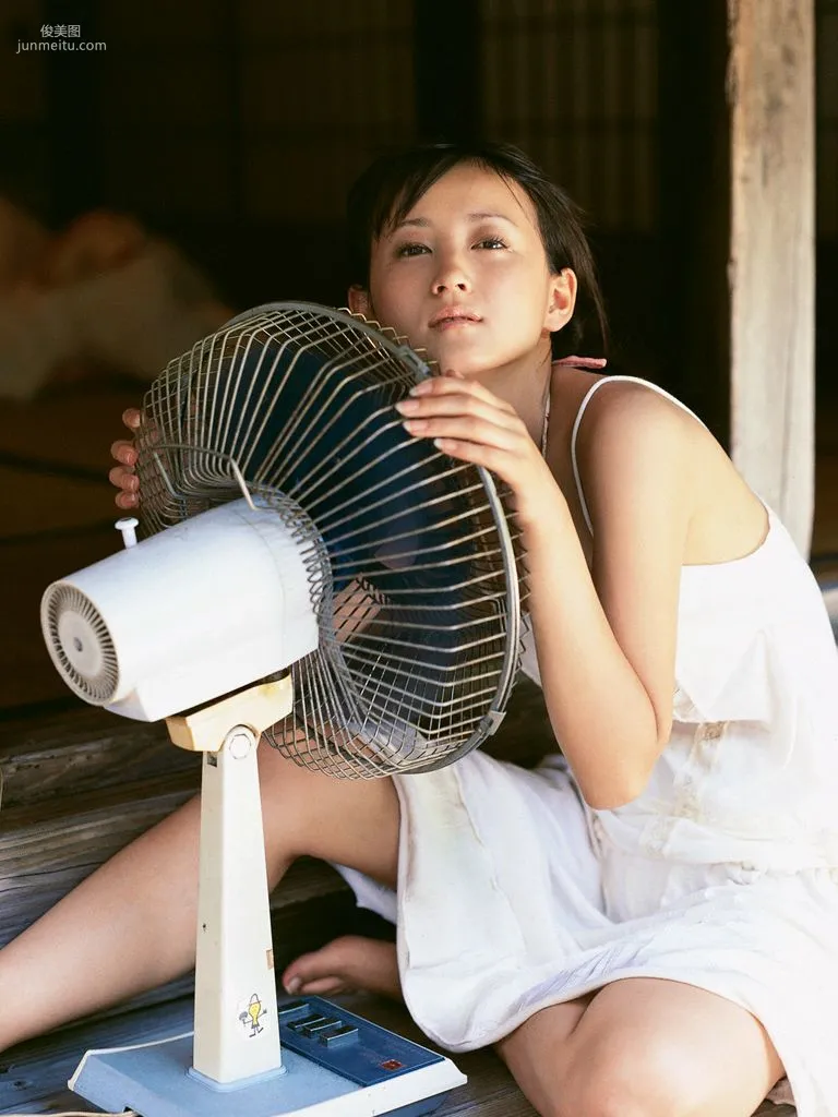 [Wanibooks] NO.10 Ayaka Komatsu 小松彩夏 写真集185