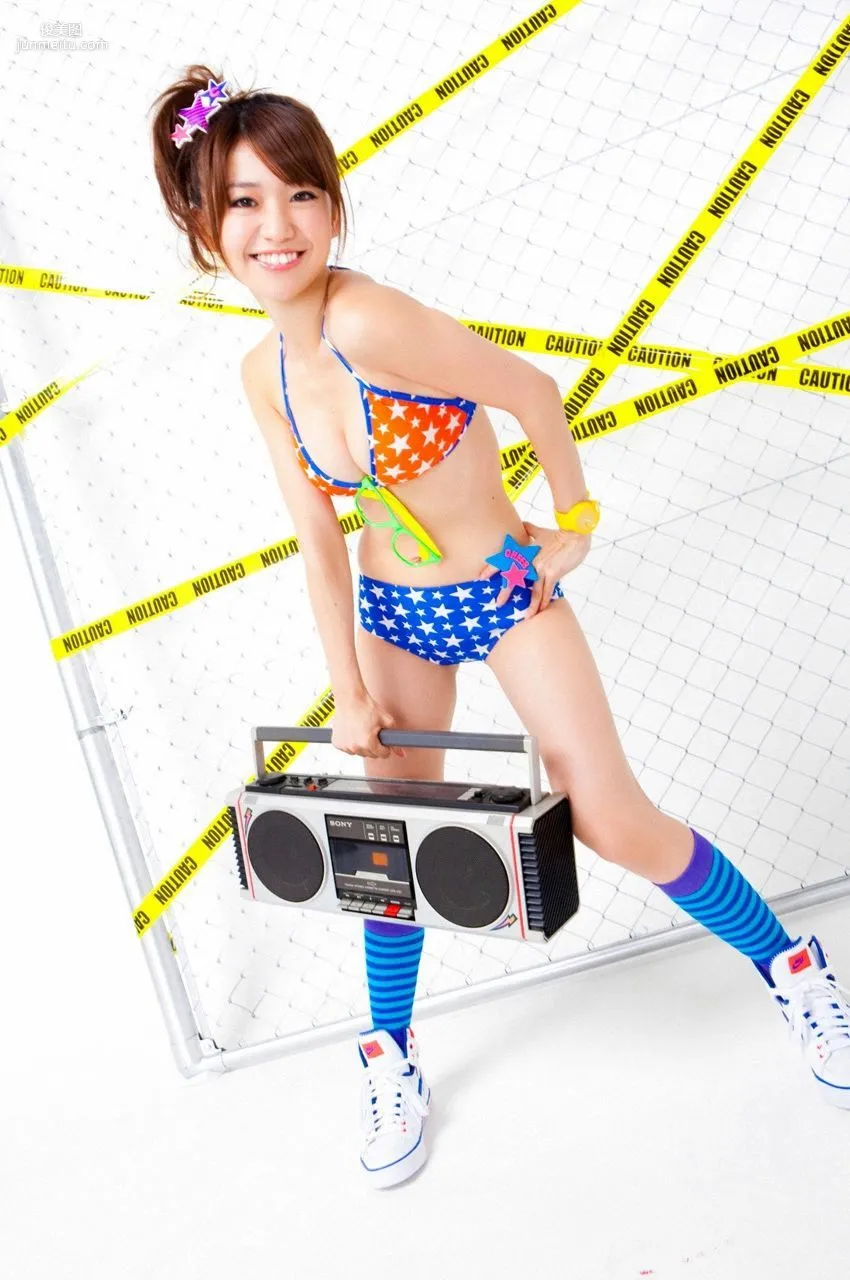 AKB48《WALK THIS WAY HEY AKB48!》 [VYJ] No.104 写真集2