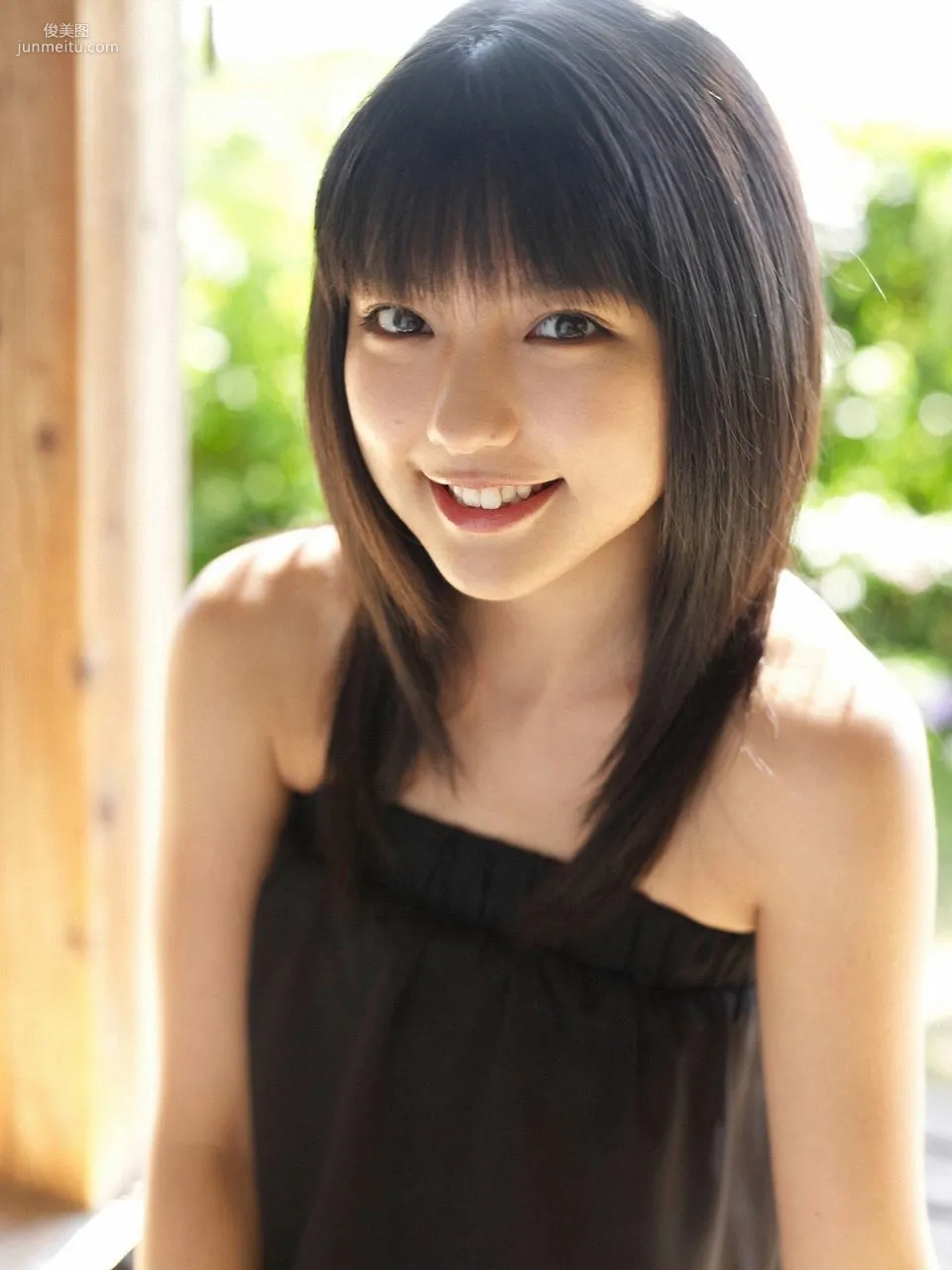 真野恵里菜 2010 Special Version [VYJ] No.105 写真集14