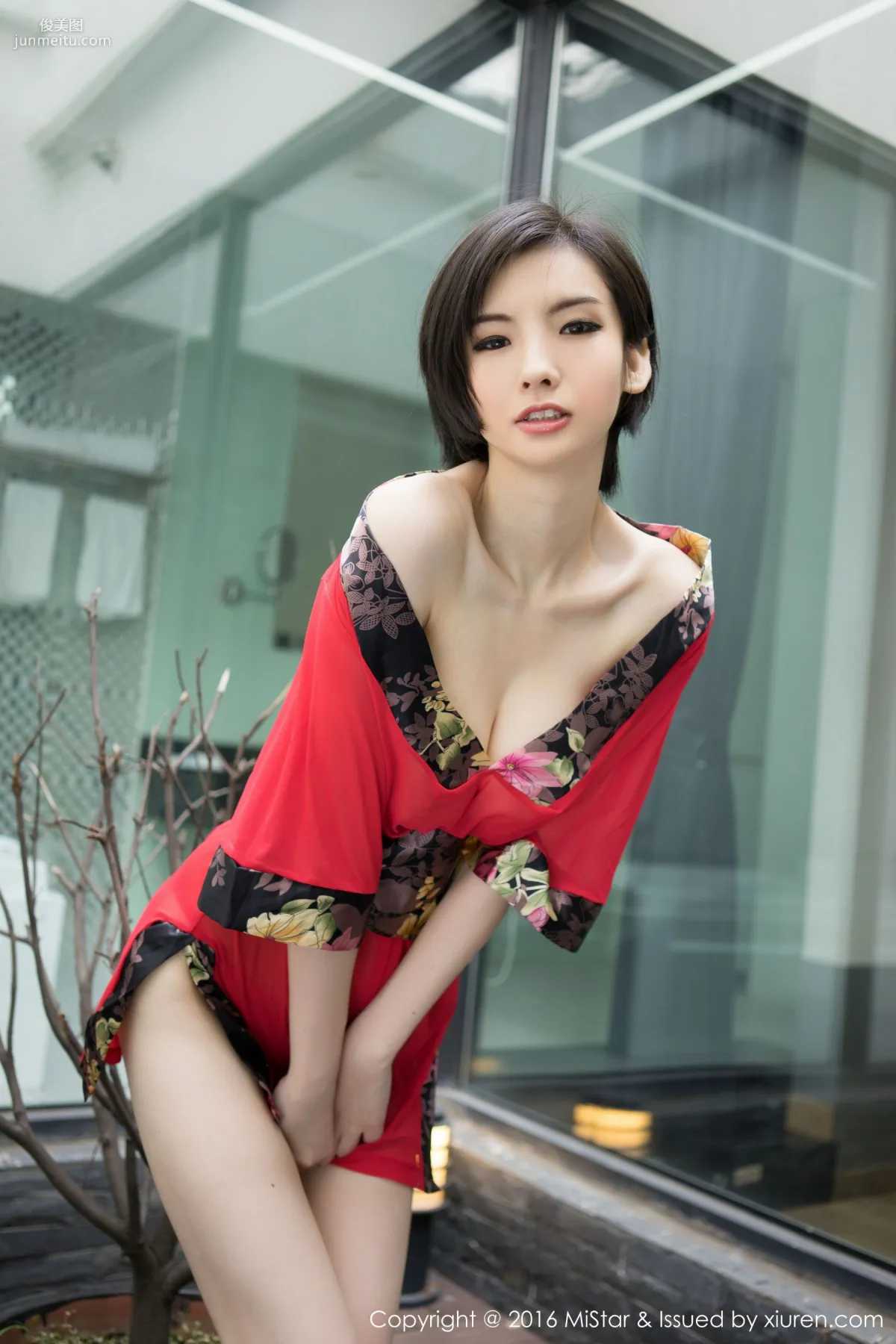 Jenny佳妮《擁有傲人巨乳的短發妹子》 [魅妍社MiStar] Vol.077 寫真集 2