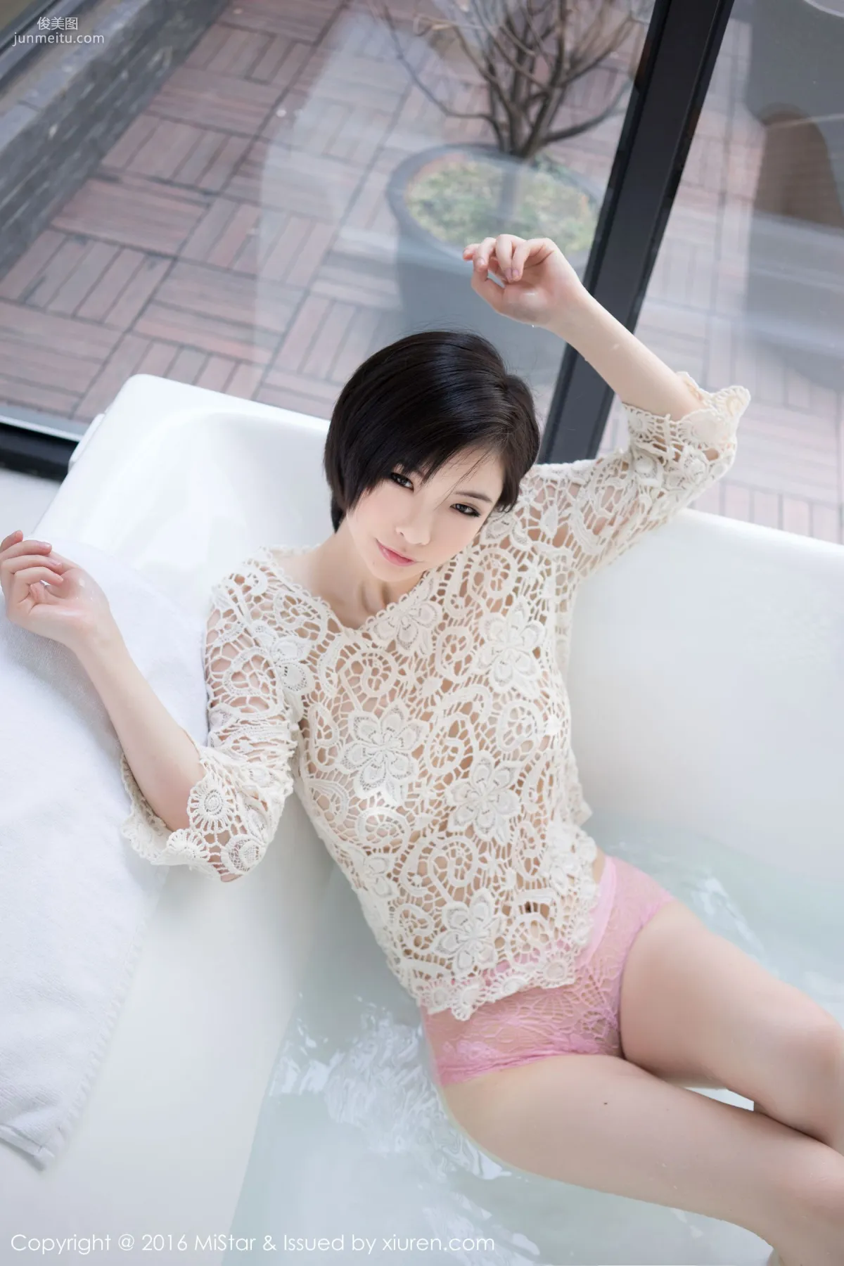 Jenny佳妮《擁有傲人巨乳的短發妹子》 [魅妍社MiStar] Vol.077 寫真集 53
