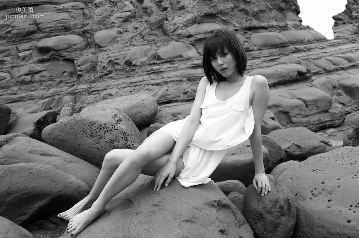 杉本有美《息をのむほど美しい》 [WPB-net] No.147 写真集109