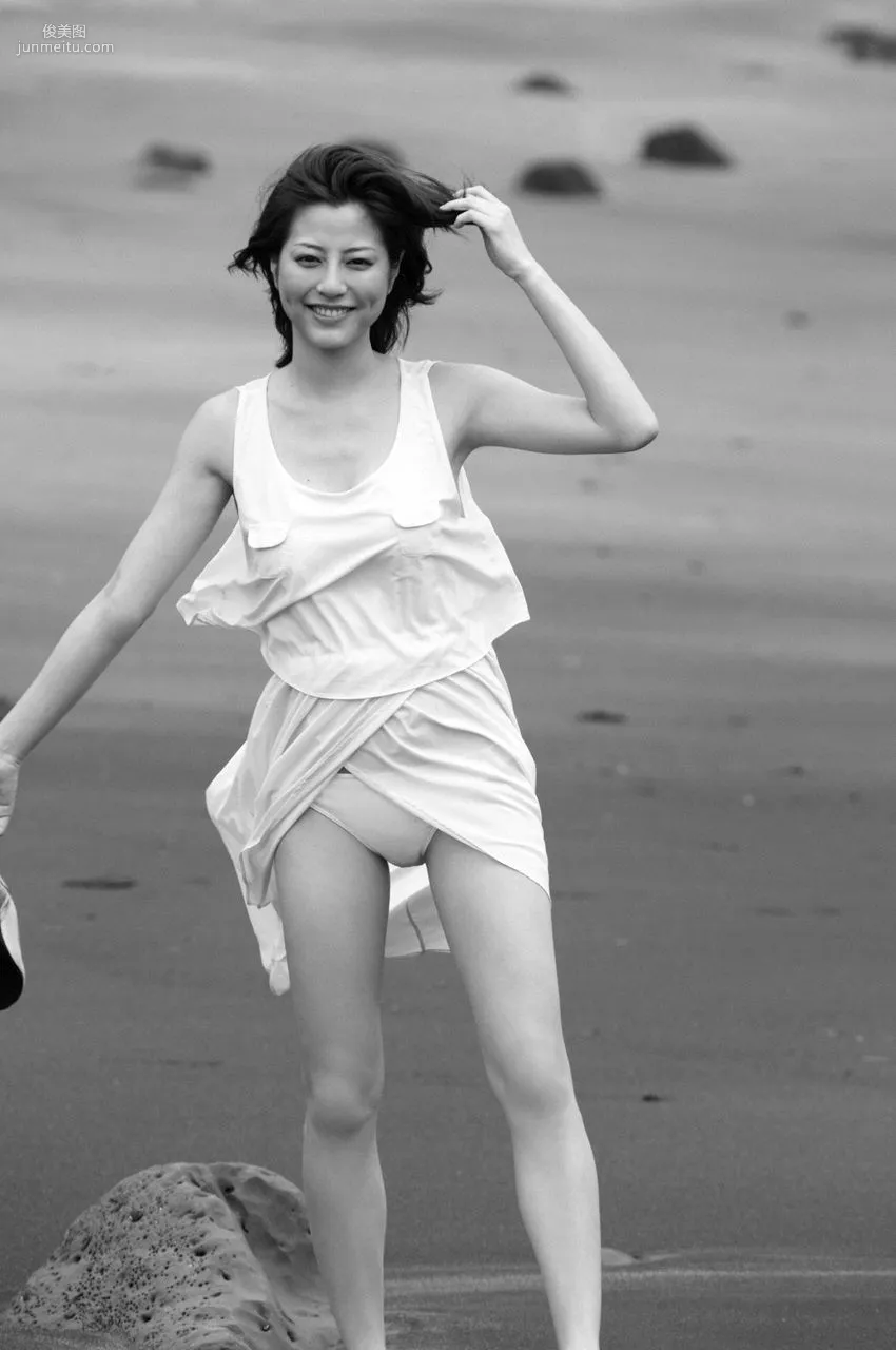 杉本有美《息をのむほど美しい》 [WPB-net] No.147 写真集1