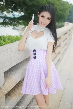 于大小姐AYU《街拍超短裙+可愛内衣》 [美媛館MyGirl] Vol.018 寫真集