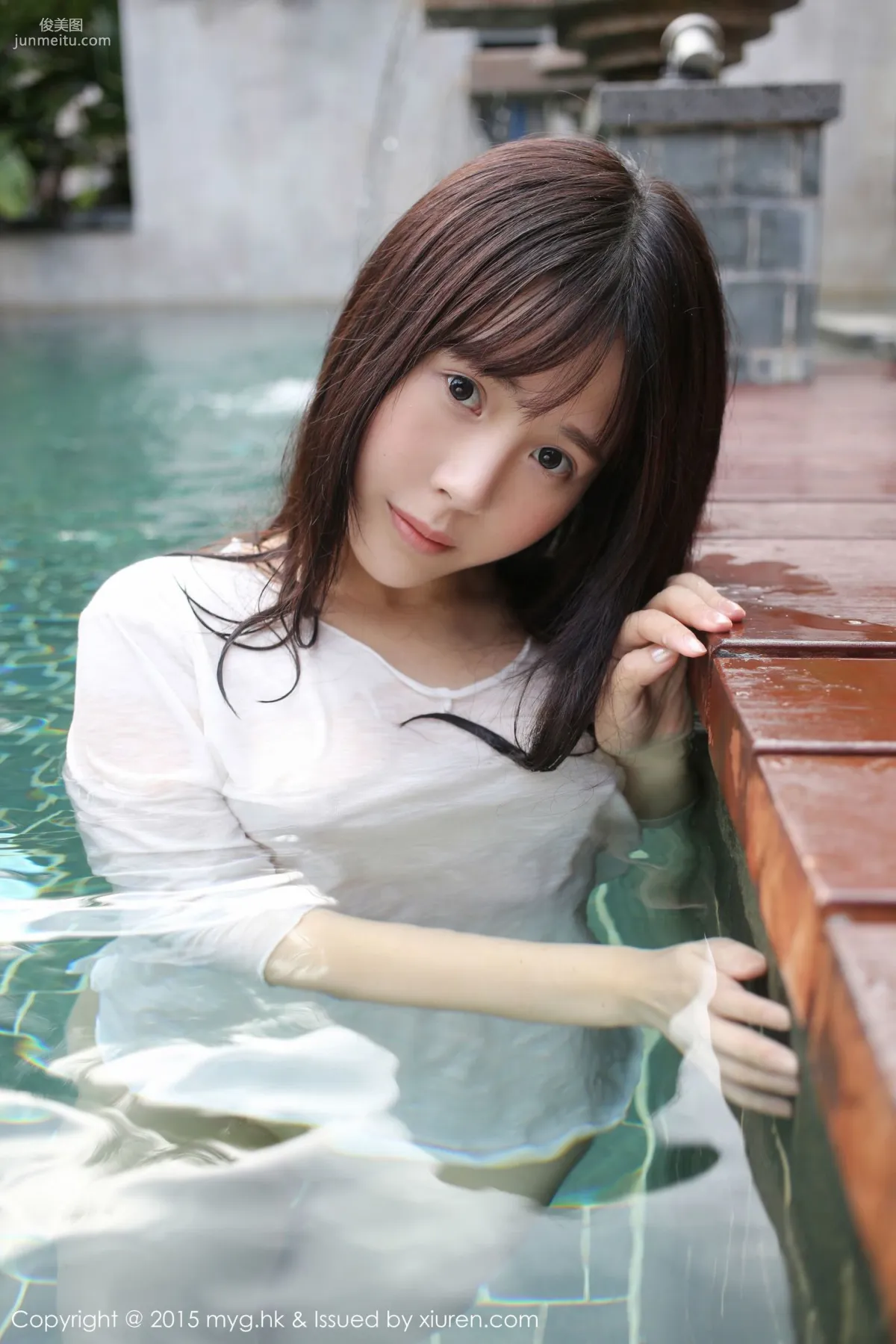 Evelyn艾莉《泳池濕身》 [美媛館MyGirl] Vol.180 寫真集 21