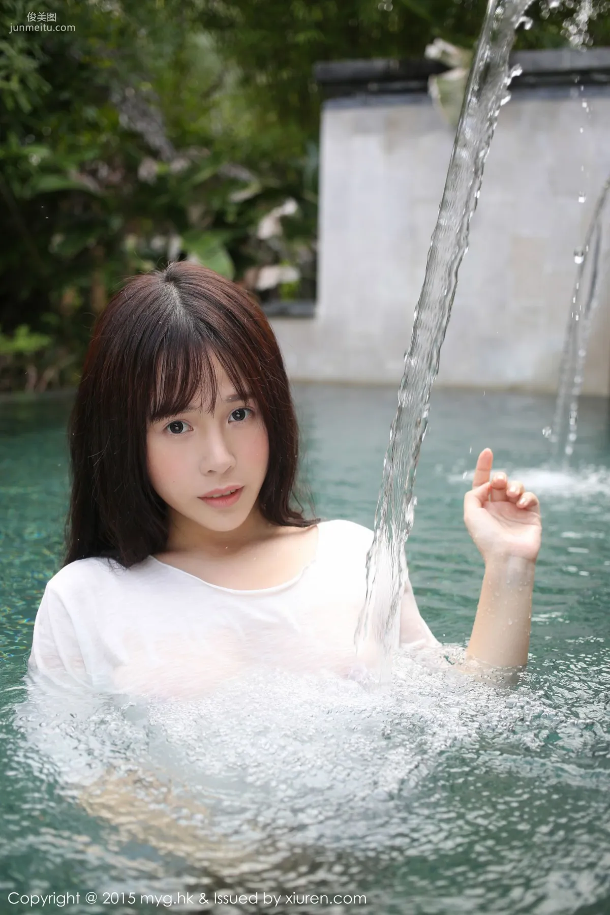 Evelyn艾莉《泳池濕身》 [美媛館MyGirl] Vol.180 寫真集 33