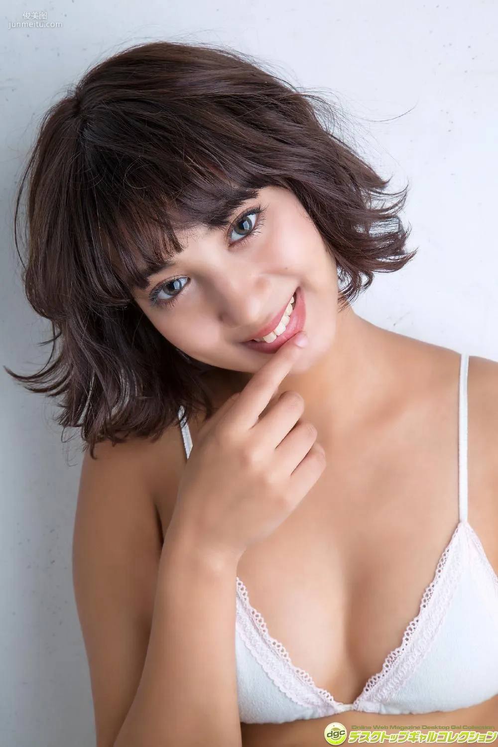 牧野紗弓《「D-girls2016」選抜メンバーのハーフ美女》 [DGC] 寫真集 73
