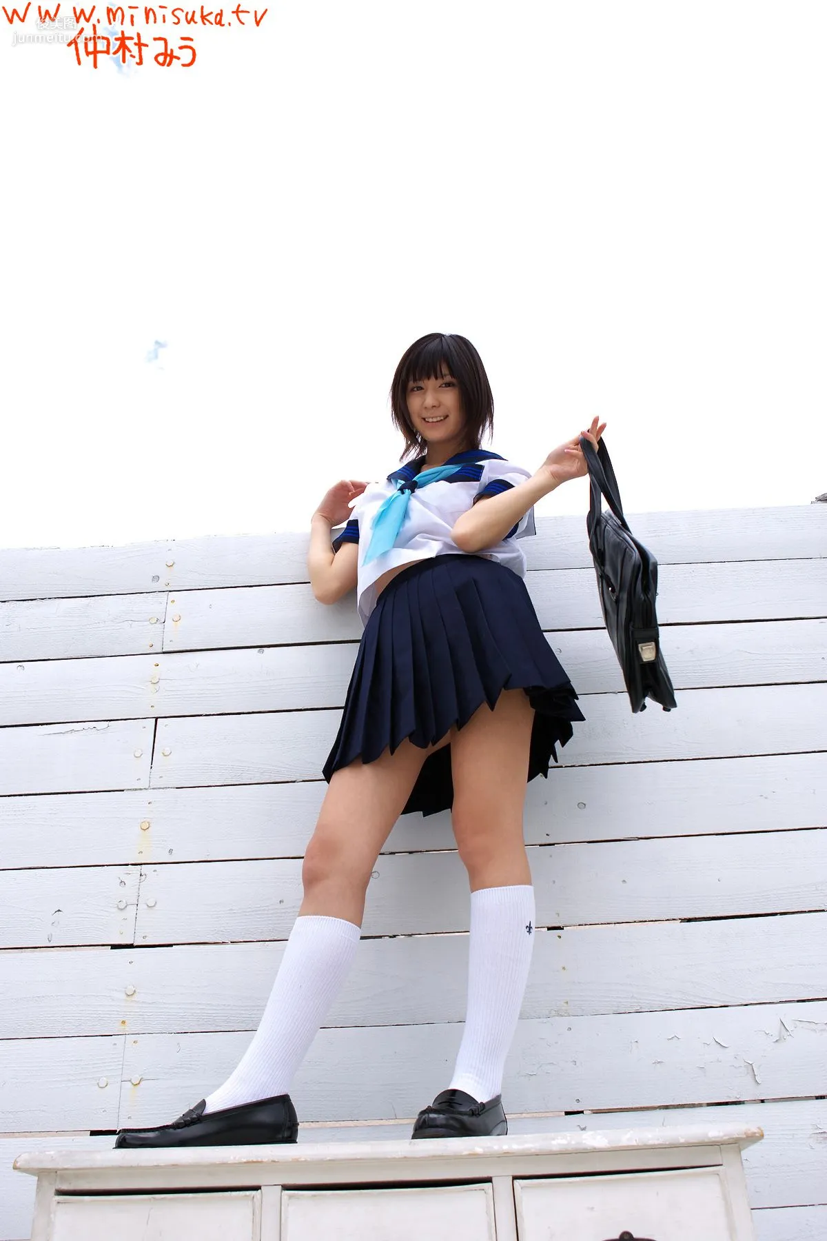 Miu Nakamura 仲村みう 第四部 [Minisuka.tv] 写真集1