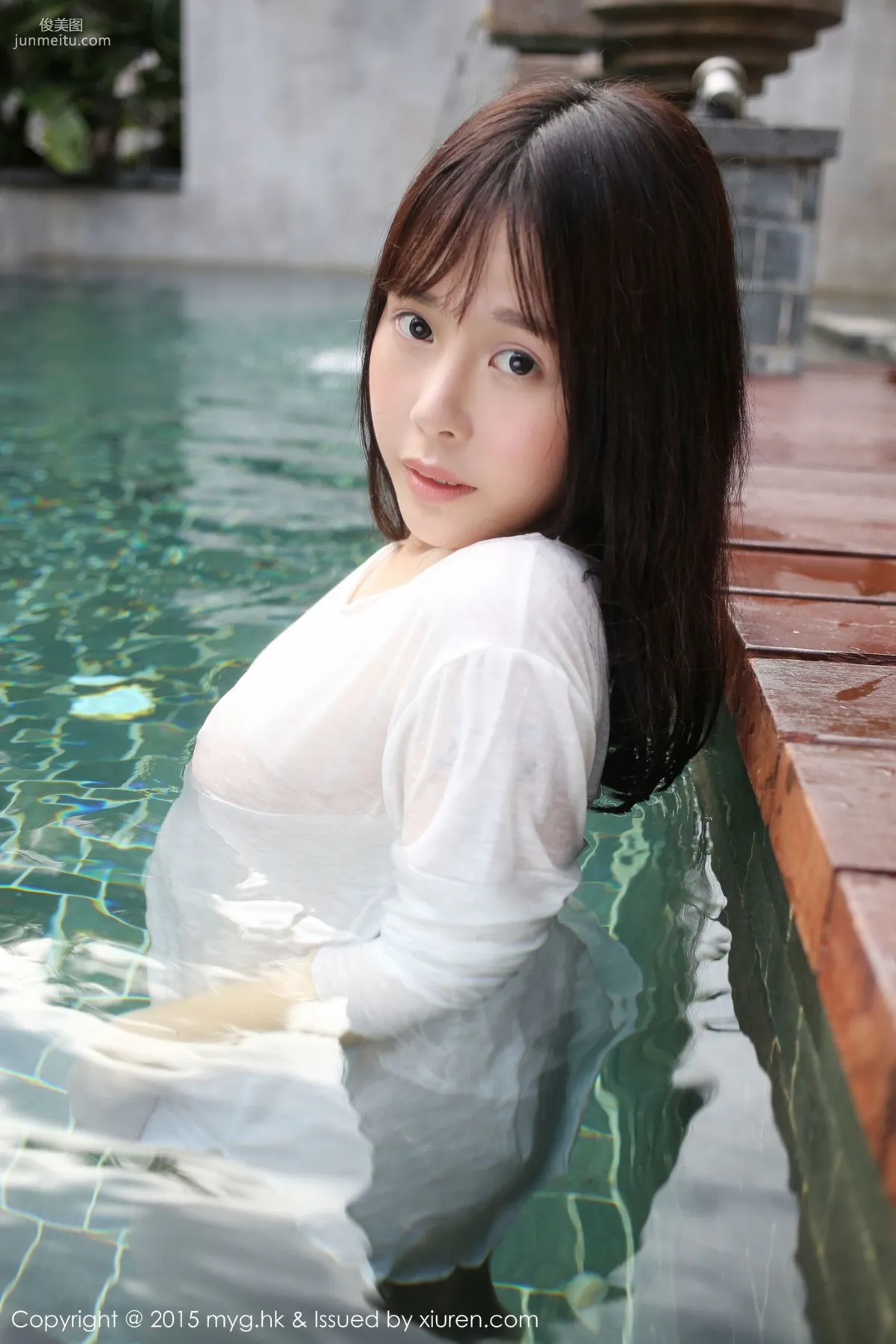 Evelyn艾莉《泳池濕身》 [美媛館MyGirl] Vol.180 寫真集 18
