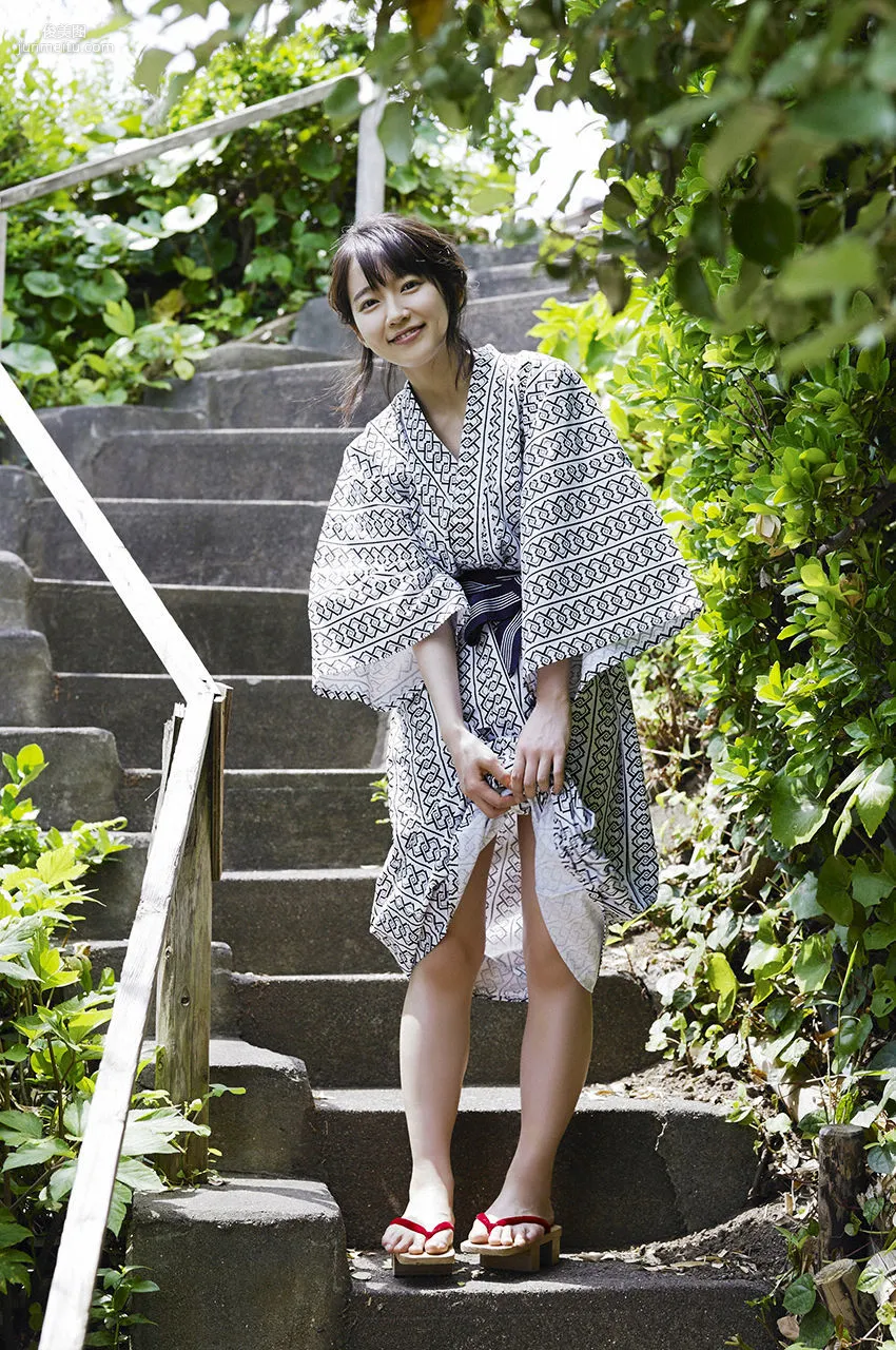 吉岡里帆《遠い記憶》 [WPB-net] No.183 写真集80
