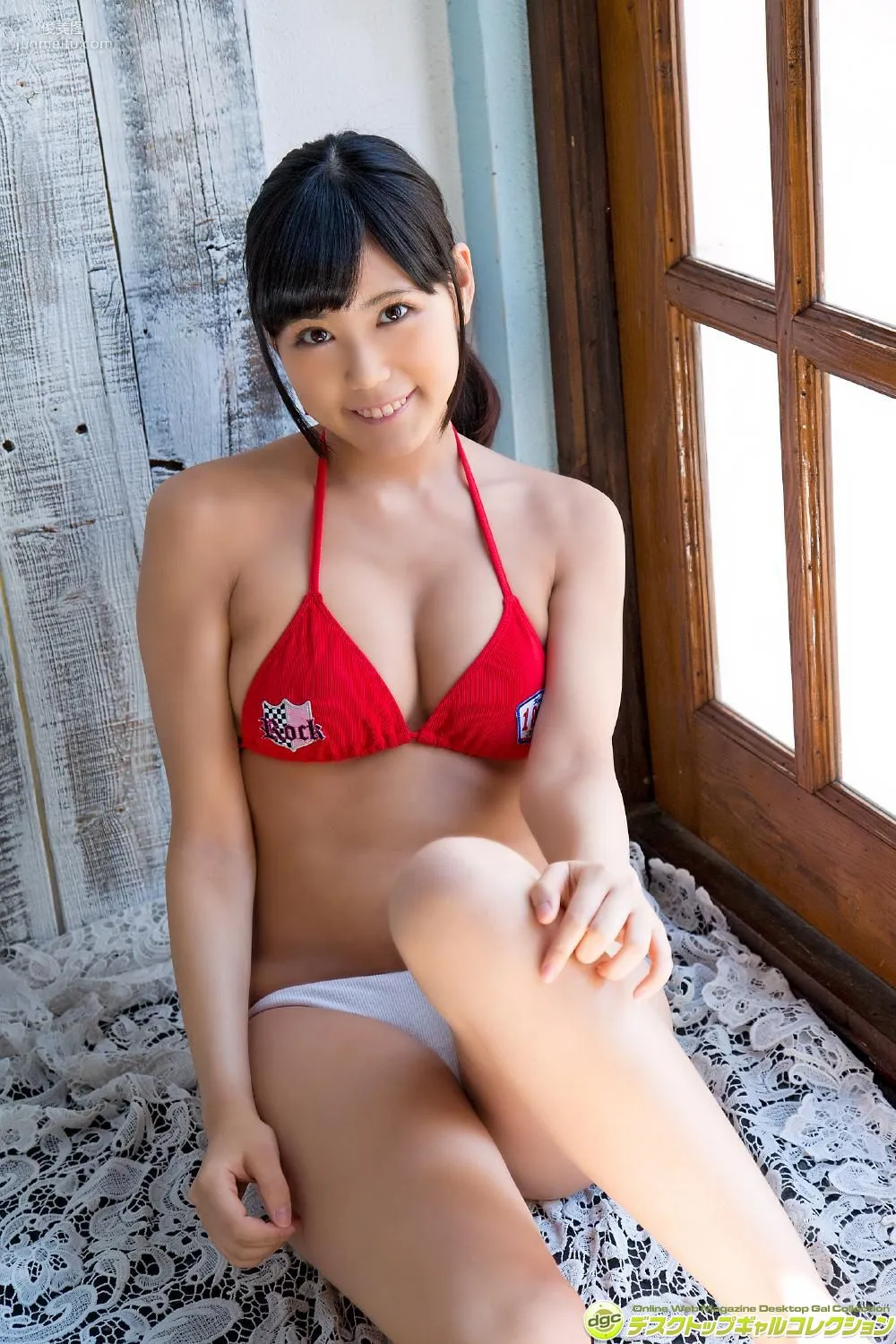 篠原冴美《爽やかな笑顔が眩しいマシュマロGカップ！》 [DGC] 寫真集 17