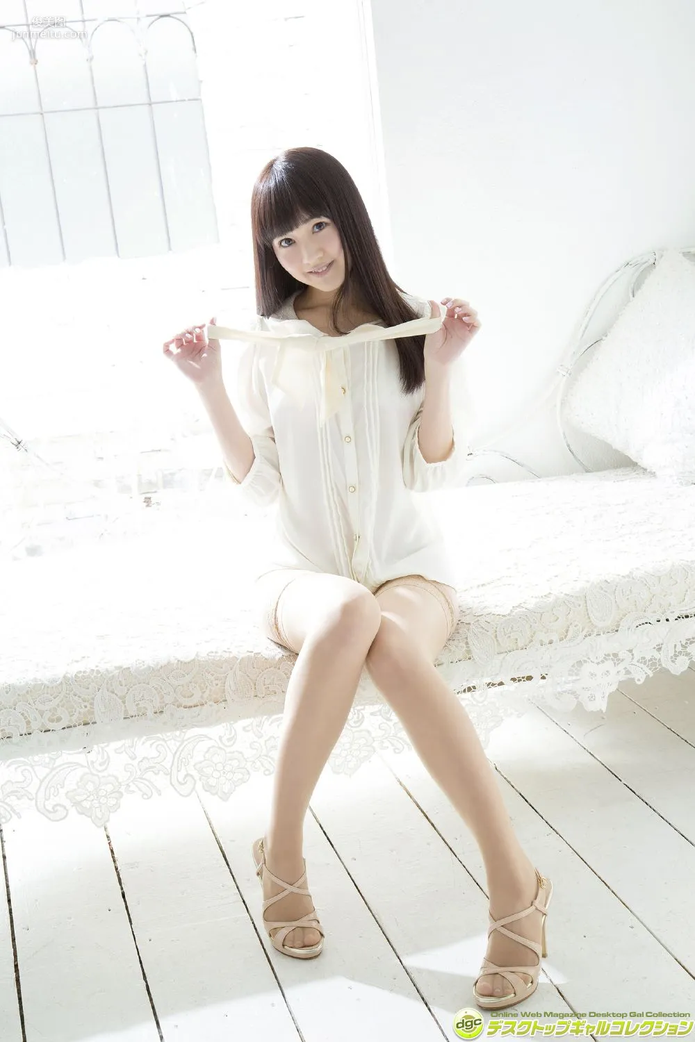 浜田翔子《クリクリ瞳が愛らしいレジェンド☆グラドル》 [DGC] 写真集9