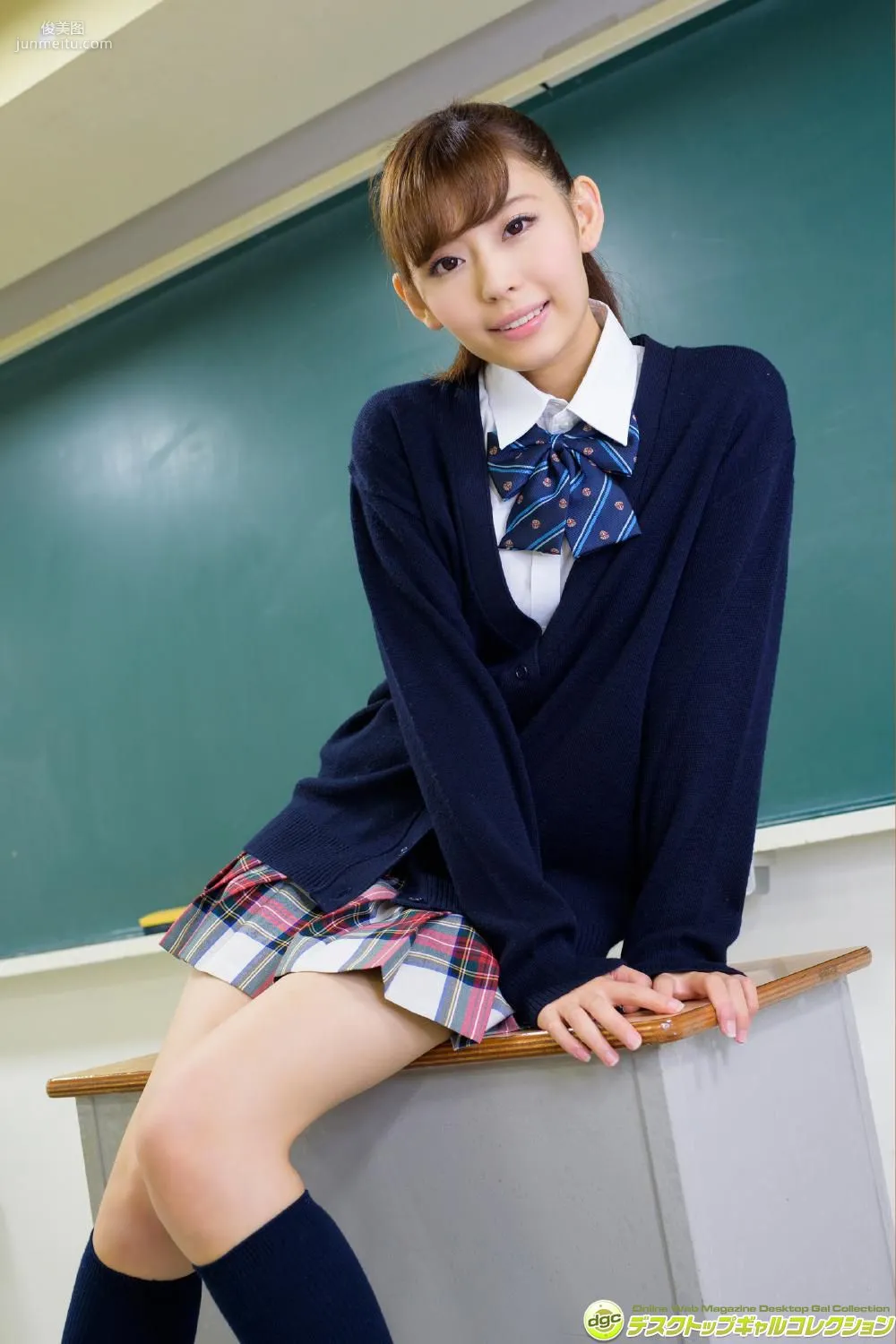 小日向結衣《グラビア界☆期待の新星が制服美女天に登場》 [DGC] 寫真集 33