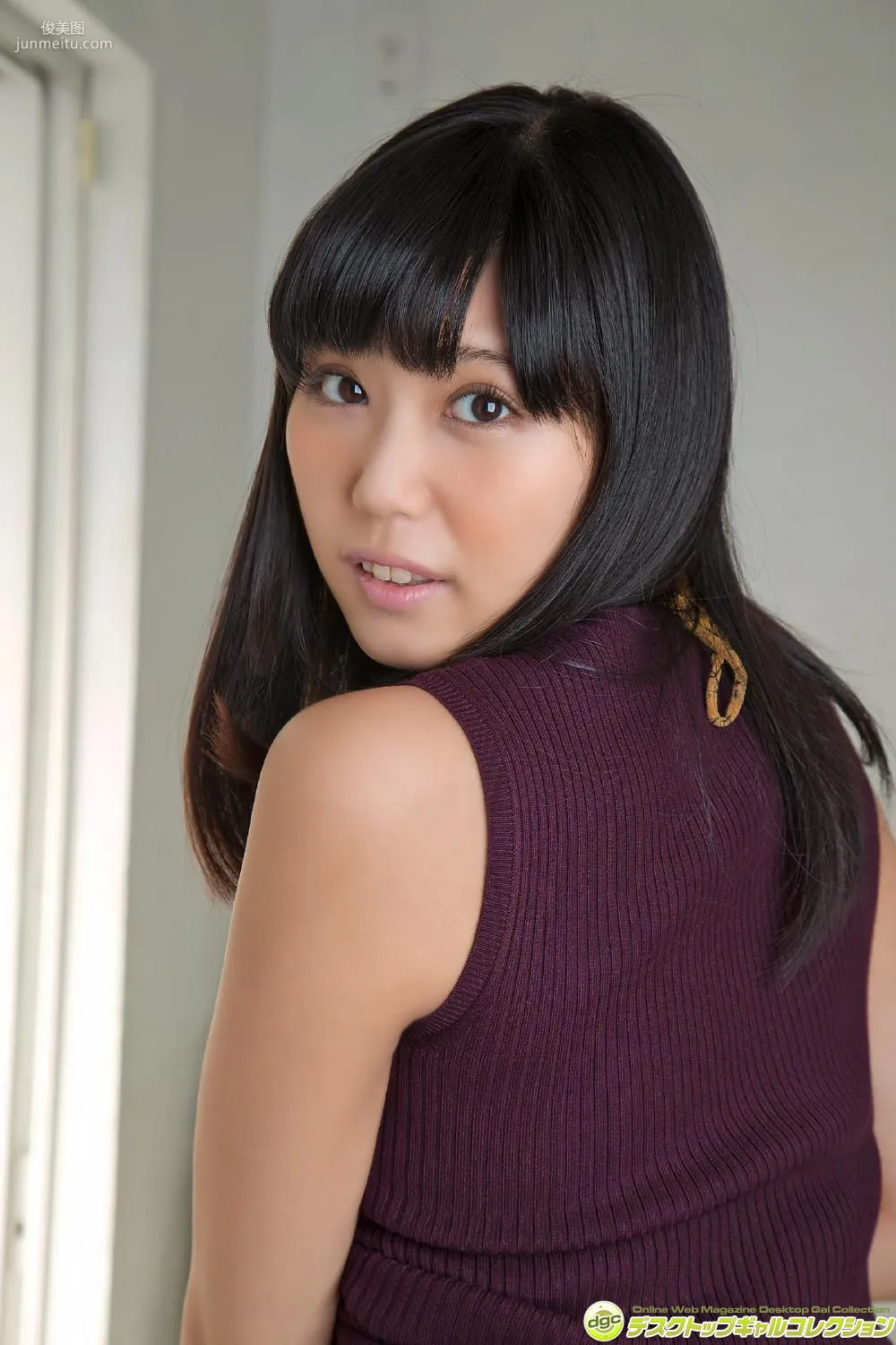 篠原冴美《爽やかな笑顔が眩しいマシュマロGカップ！》 [DGC] 寫真集 44