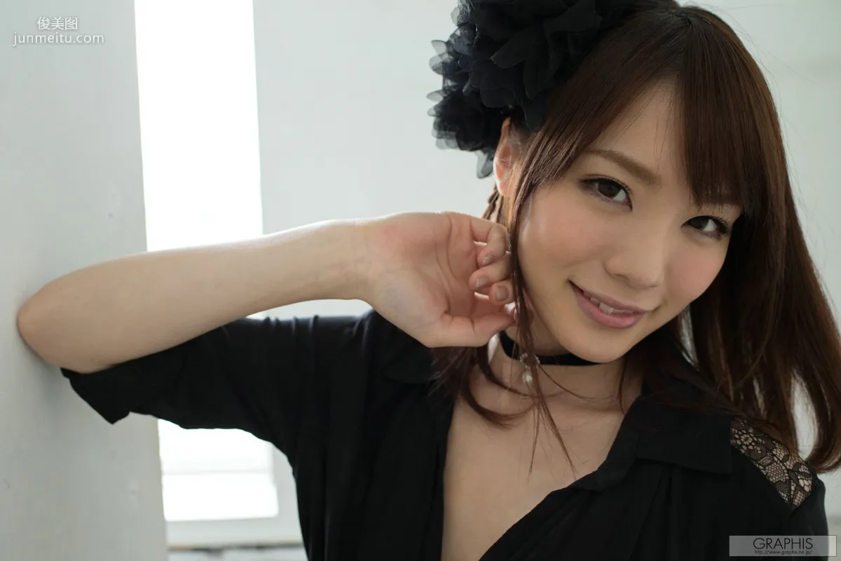 鈴村あいり《Quietly》 [Graphis] Gals 写真集12