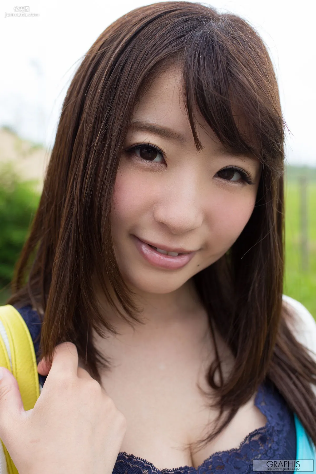初美沙希《Caucus Race》 [Graphis] Gals 写真集2