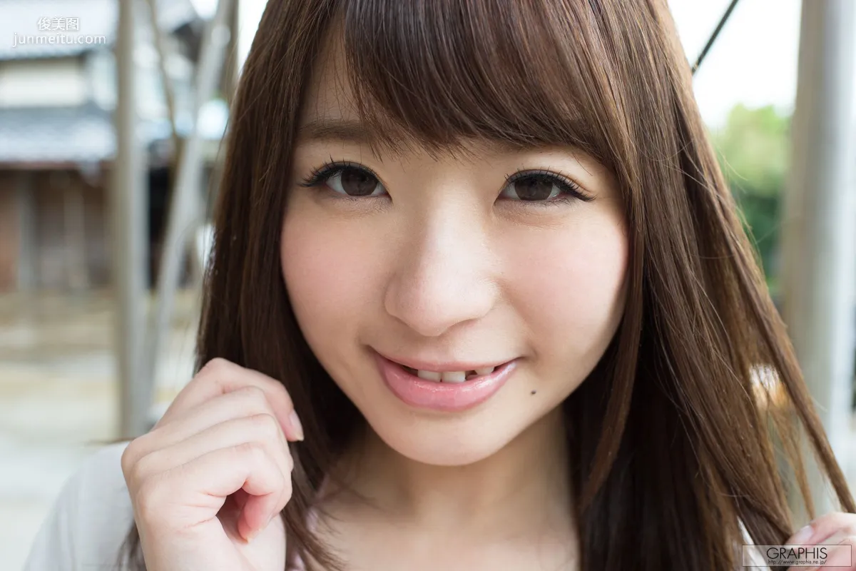 初美沙希《Caucus Race》 [Graphis] Gals 写真集17