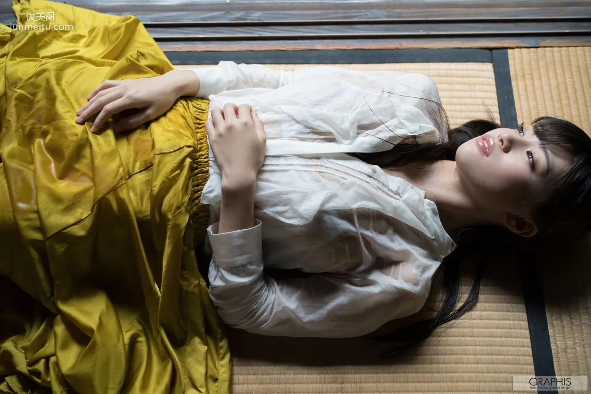 高橋しょう子《Noble bomb》 [Graphis] Gals 寫真集 14