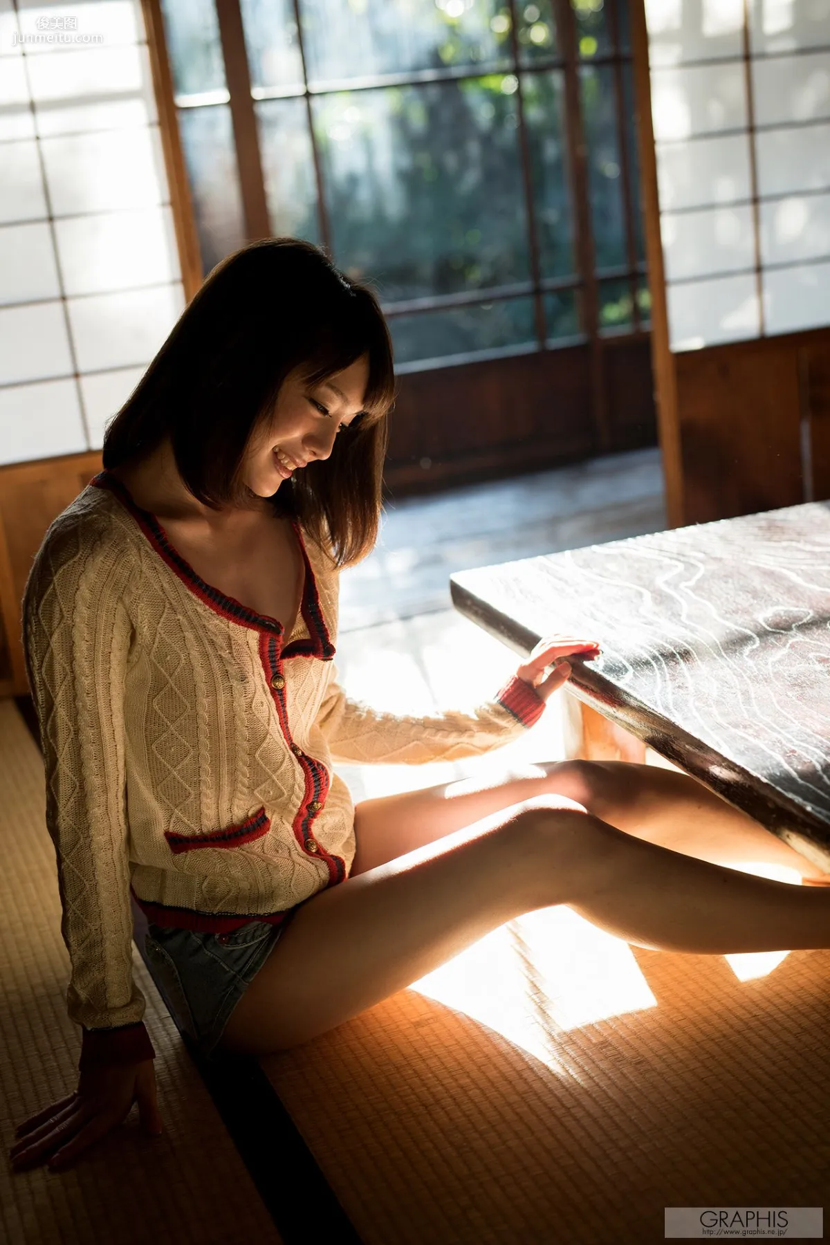 鈴村あいり『Certain Existence』 [Graphis] Gals 写真集1