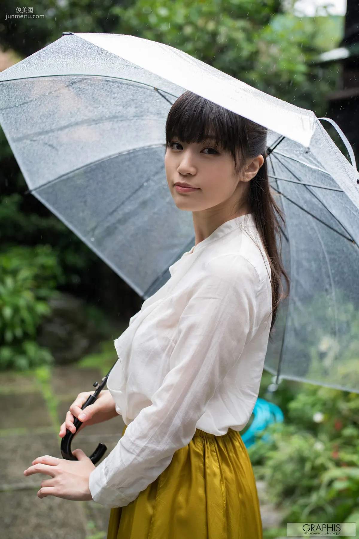 高橋しょう子《Noble bomb》 [Graphis] Gals 写真集2