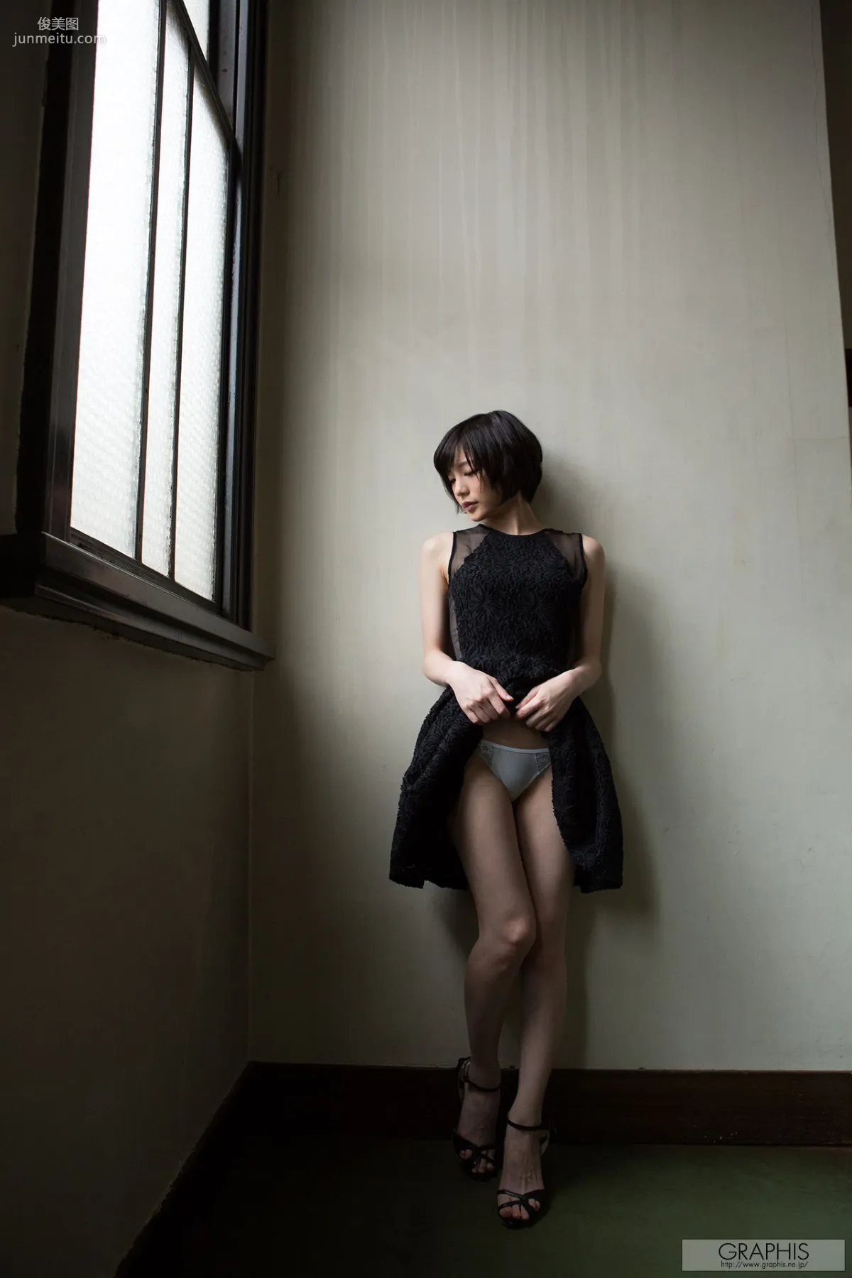 鈴村 あいり《Summer Special 2015 》 [Graphis] 写真集8
