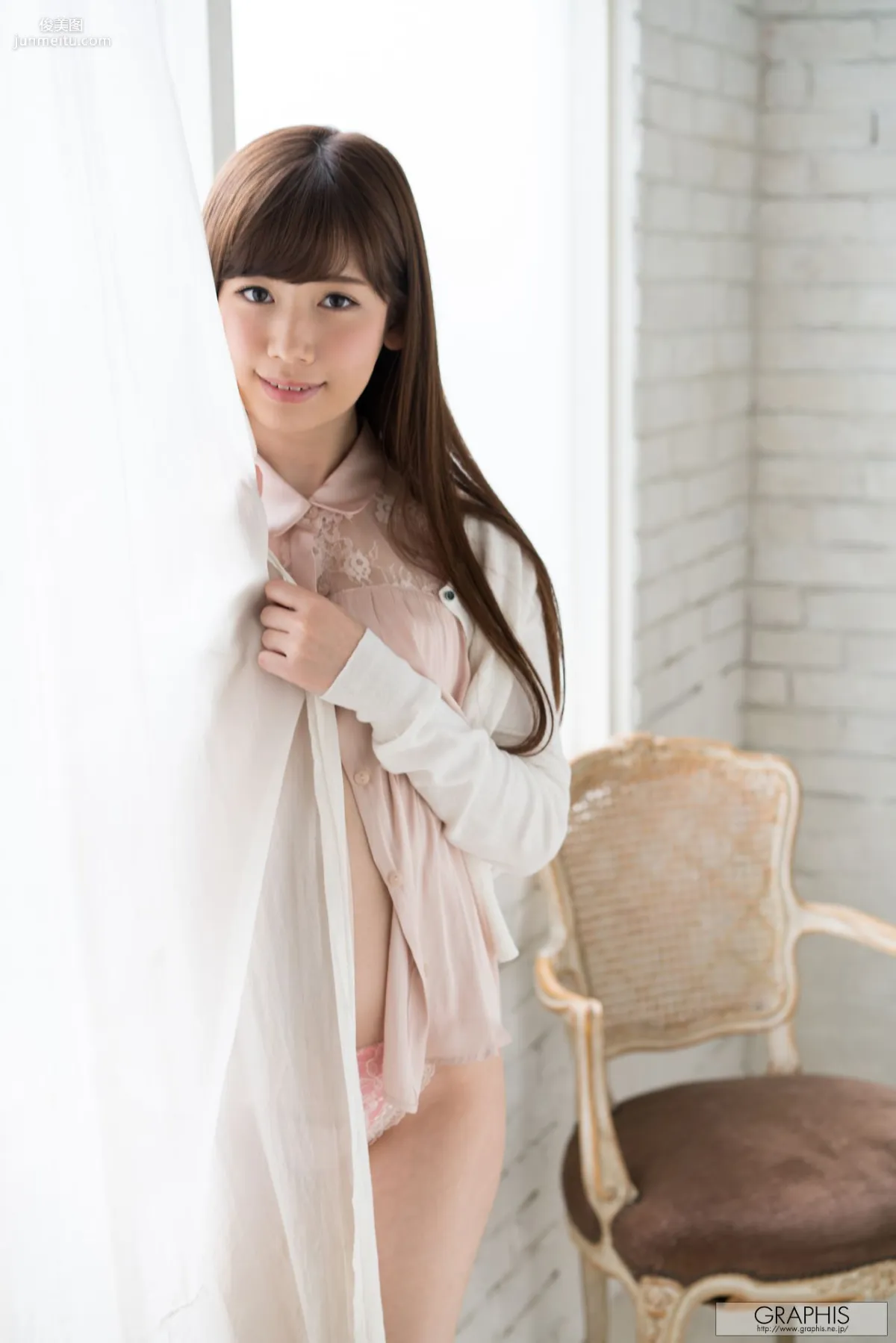 Tsumugi Akari 明裡つむぎ/明裡紬 [Graphis] First Gravure 初脫ぎ娘 寫真集 10