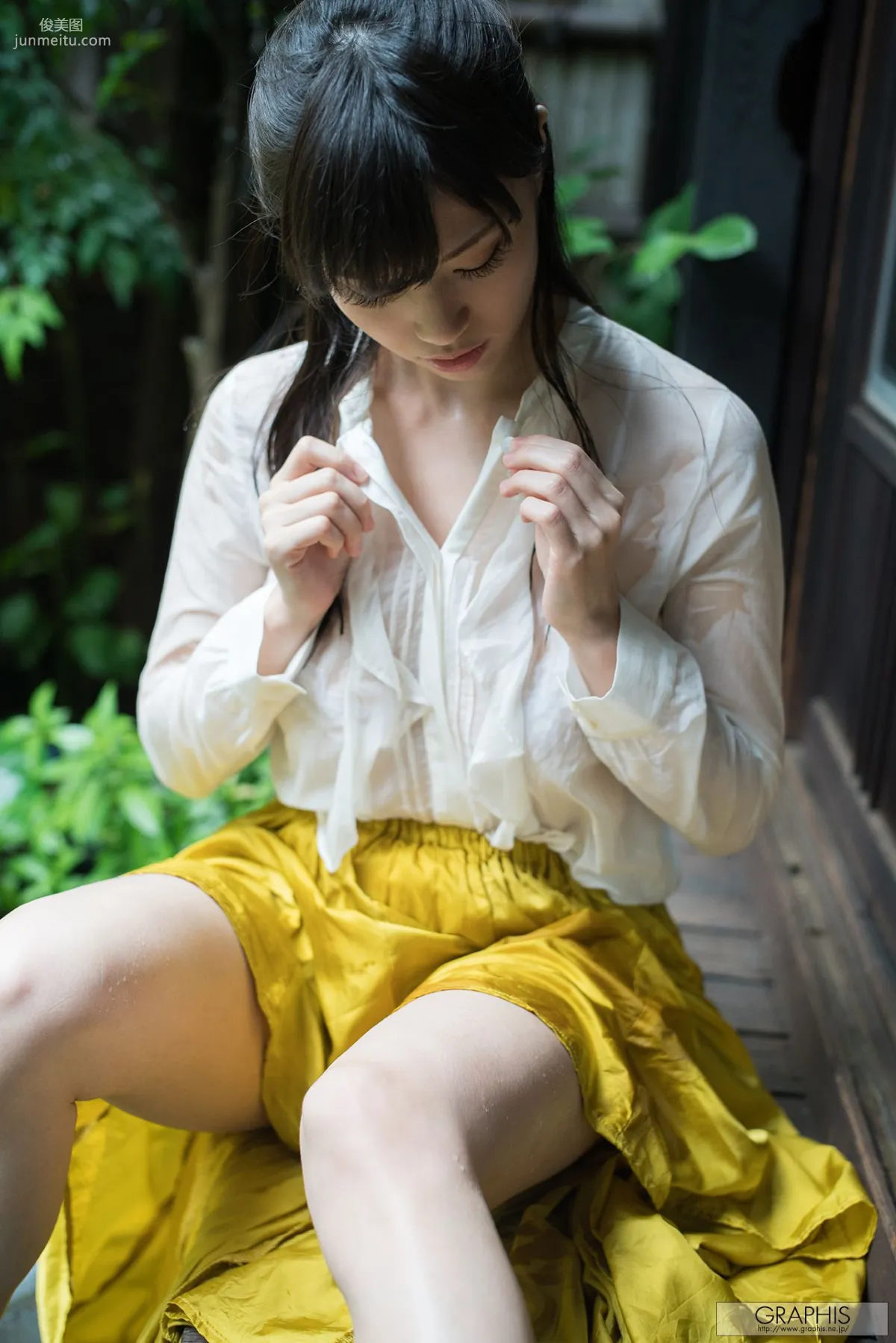 高橋しょう子《Noble bomb》 [Graphis] Gals 寫真集 10