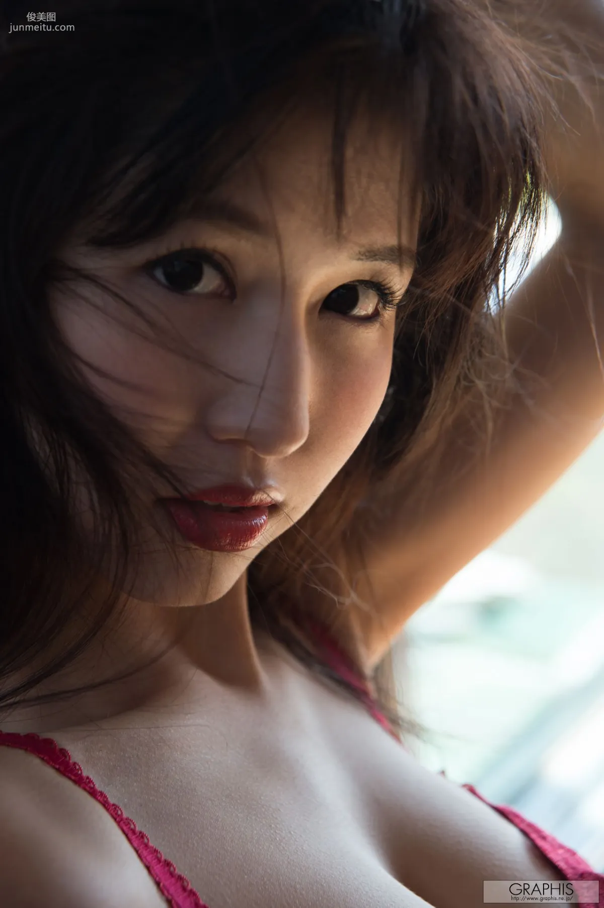 Momo Sakura 桜空もも/櫻空桃『first gravure 初脫ぎ娘』 [Graphis] 寫真集 40