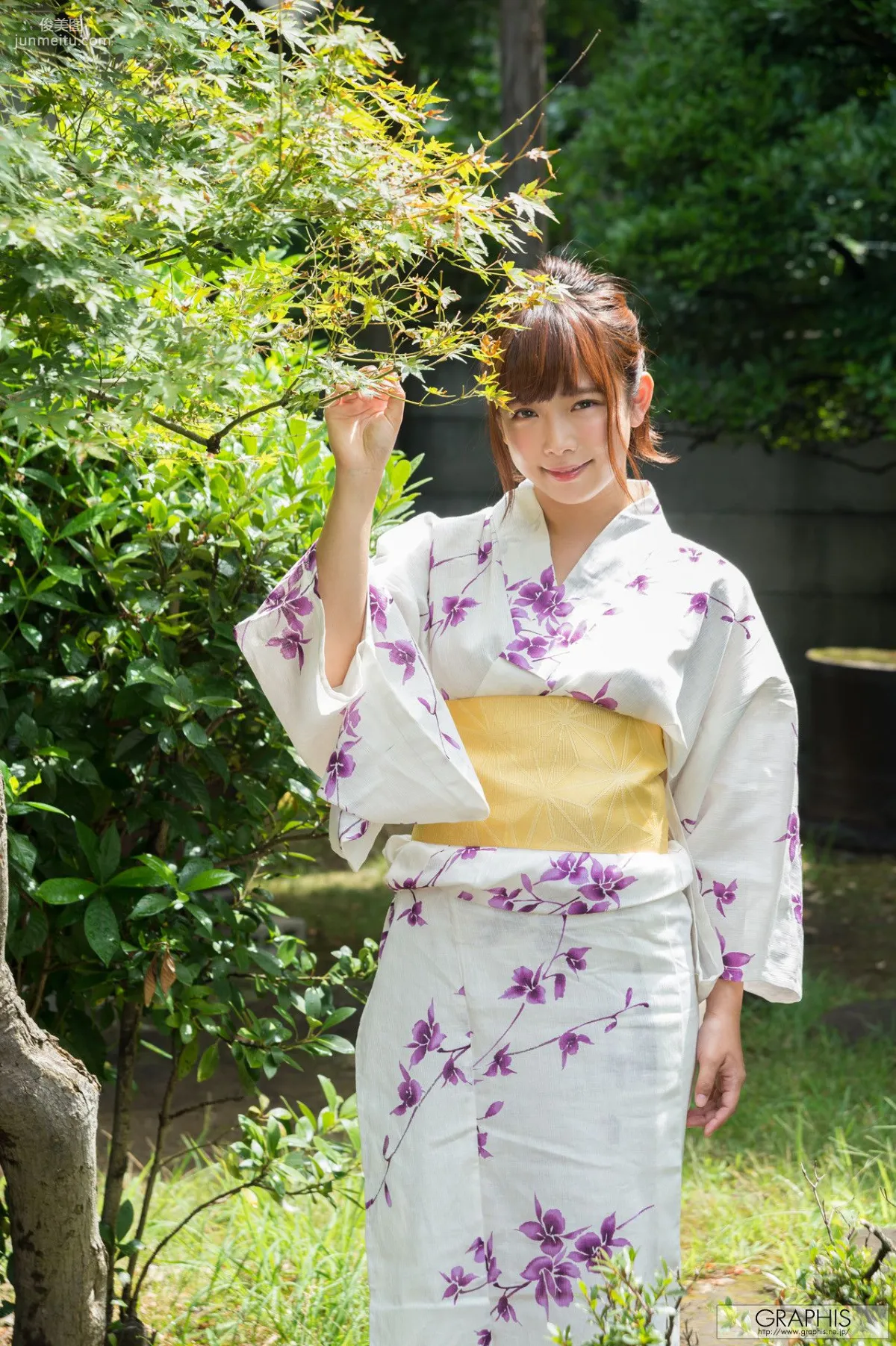 紗倉まな《Summernude》 [Graphis] Gals 写真集1