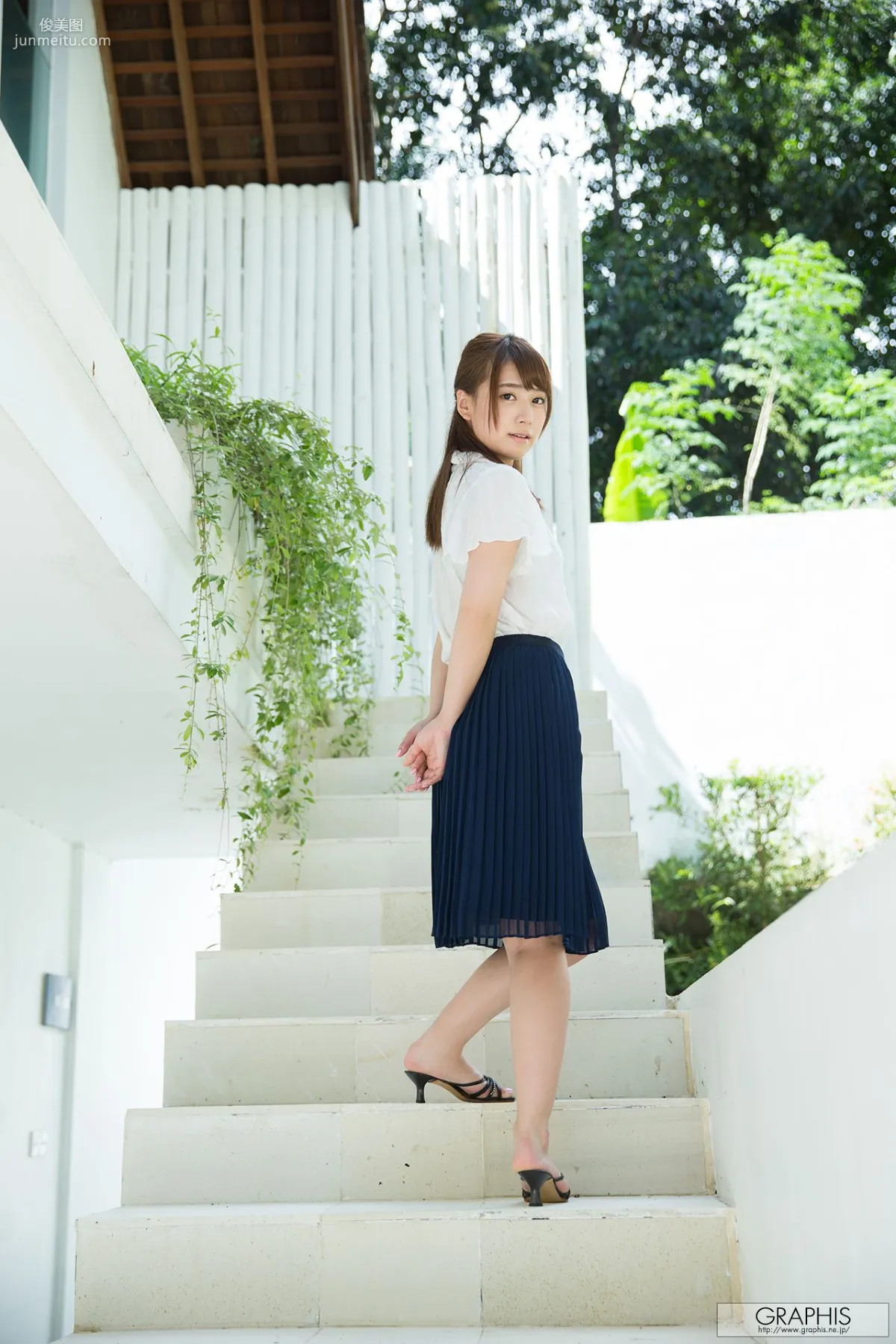 初川みなみ《Ladylike, cute girl!》 [Graphis] Gals 寫真集 30