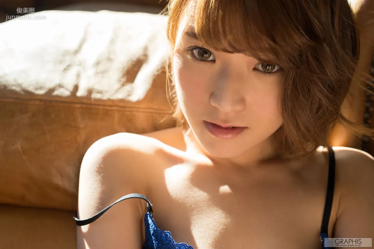 椎名そら/椎名空『In Color』 [Graphis] Gals 寫真集 27
