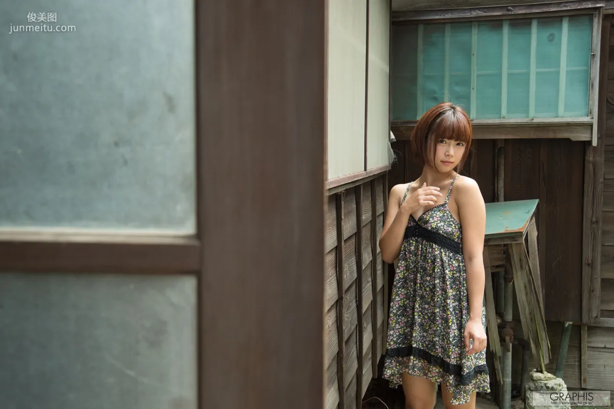 紗倉まな《Summernude》 [Graphis] Gals 写真集8