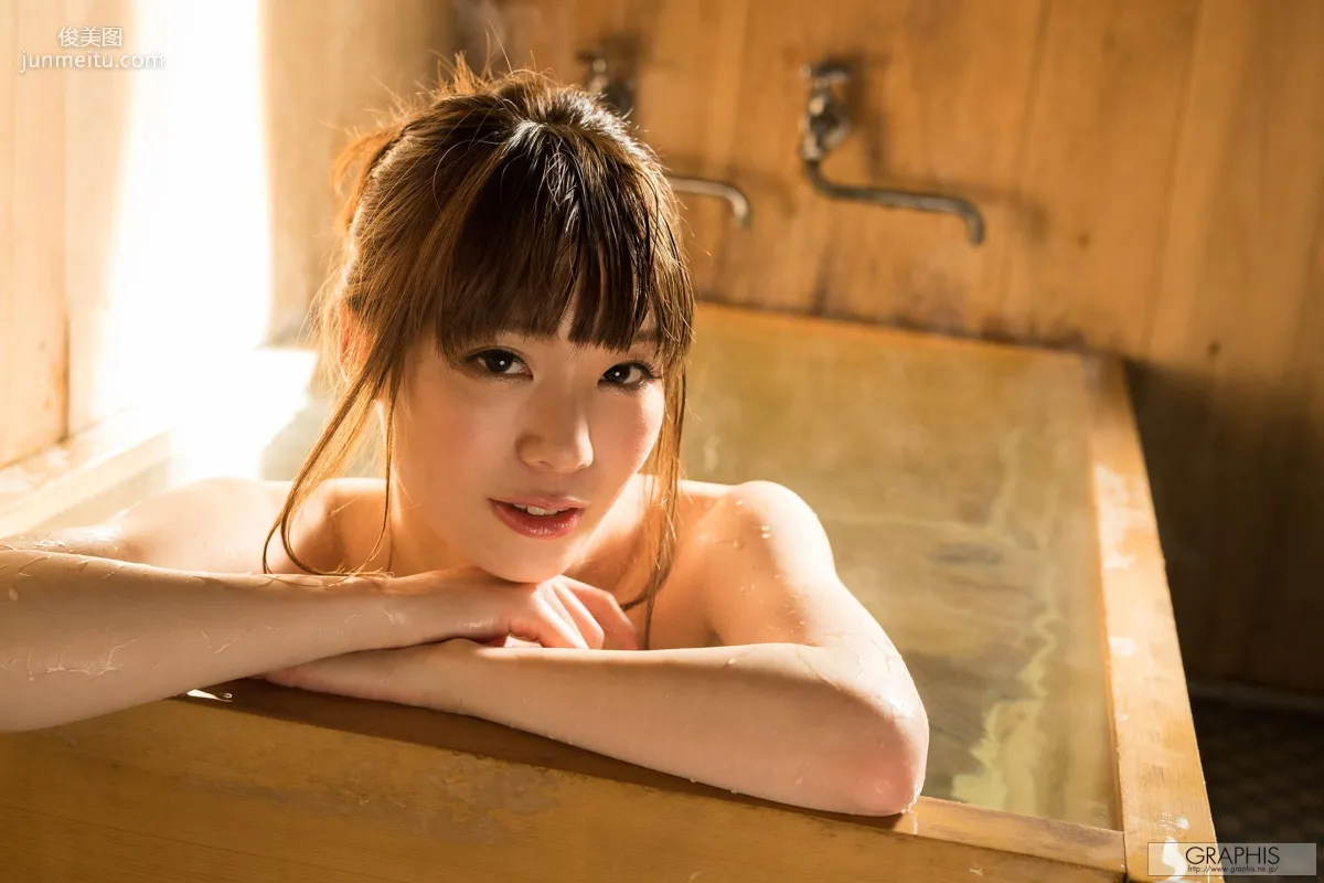 鈴村あいり『Certain Existence』 [Graphis] Gals 写真集14