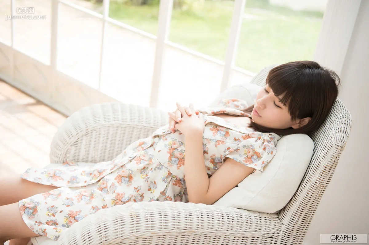 Mii Kurii 栗衣みい/栗衣美伊 [Graphis] First Gravure 初脫ぎ娘 寫真集 13