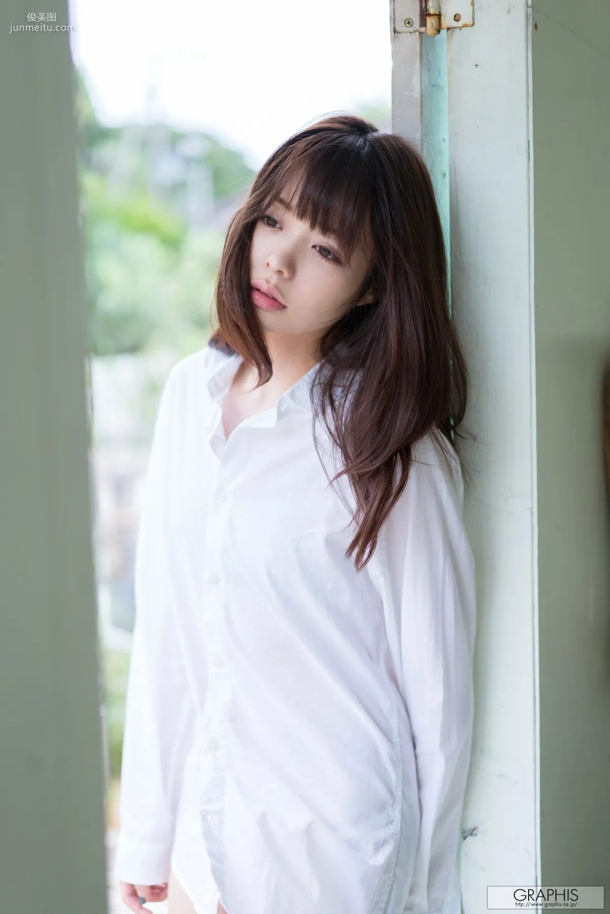 Kaname Ootori 凰かなめ/鳳香奈芽 [Graphis] First Gravure 初脫ぎ娘 寫真集 32