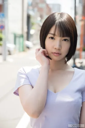 鈴木心春《Angelic Girl》 [Graphis] Gals 寫真集