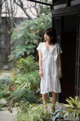 戸田真琴『Pure purification』 [Graphis] Gals 寫真集