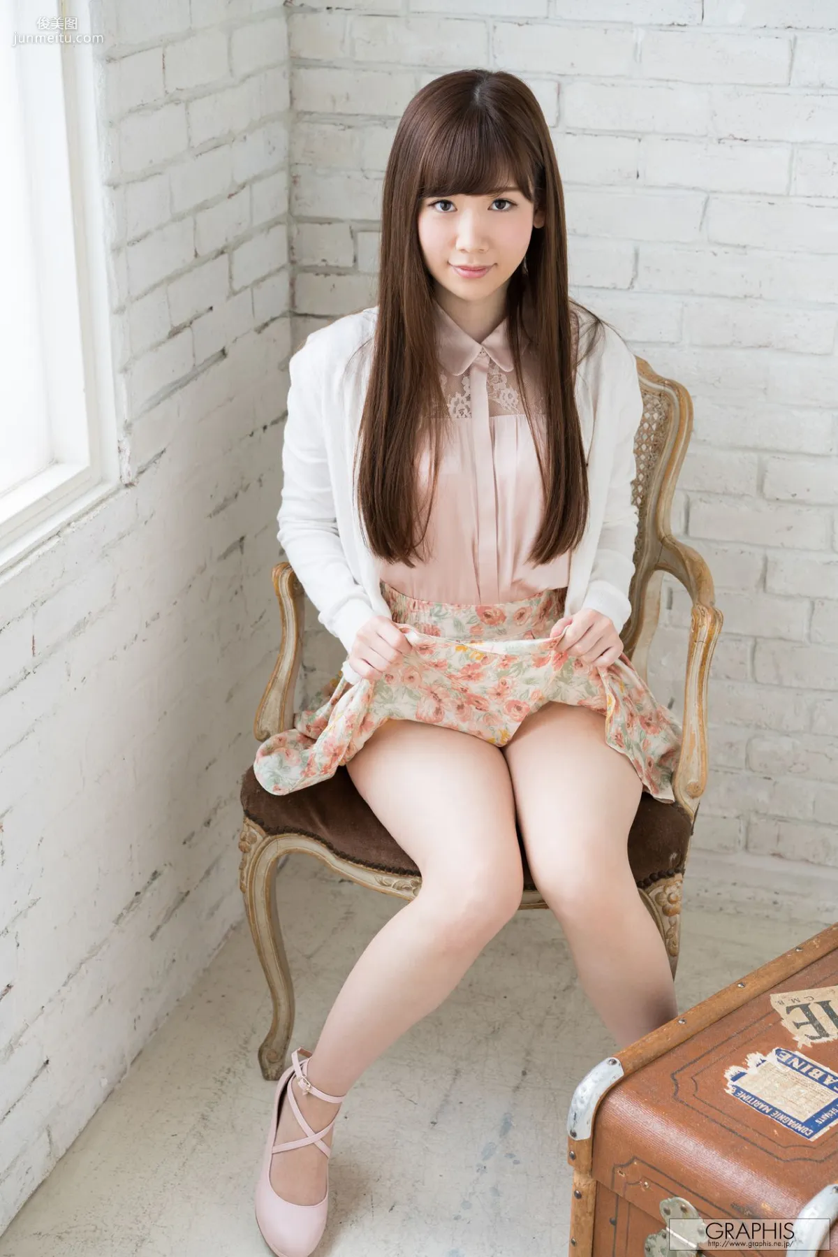 Tsumugi Akari 明里つむぎ/明里紬 [Graphis] First Gravure 初脫ぎ娘  写真集4