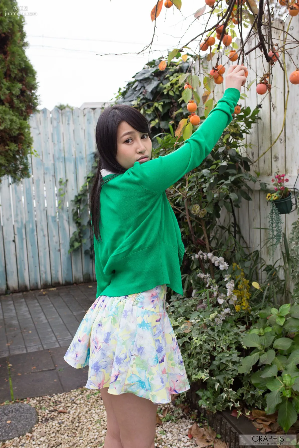 小野寺梨紗 『About Her』 [Graphis] Gals 写真集4