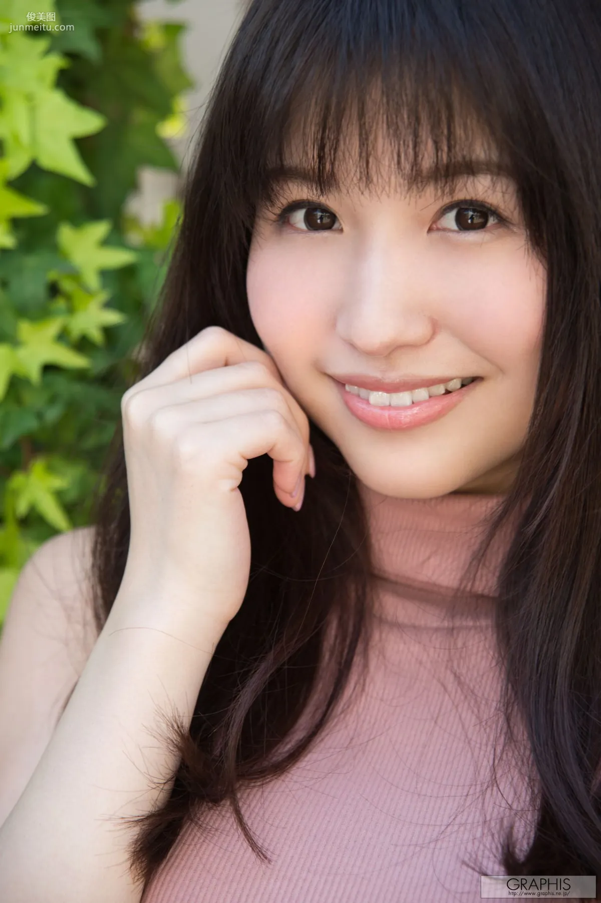 Momo Sakura 桜空もも/櫻空桃『first gravure 初脫ぎ娘』 [Graphis] 寫真集 2