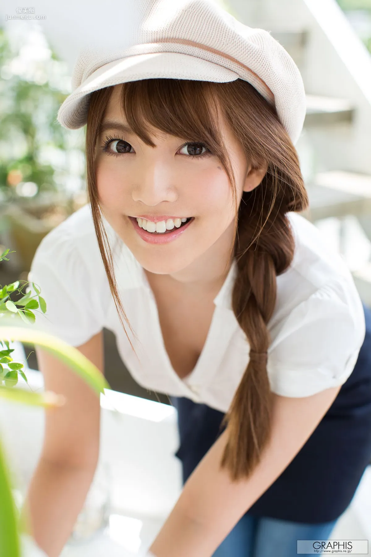三上悠亜『Divine Sprout』 [Graphis] Gals 写真集4