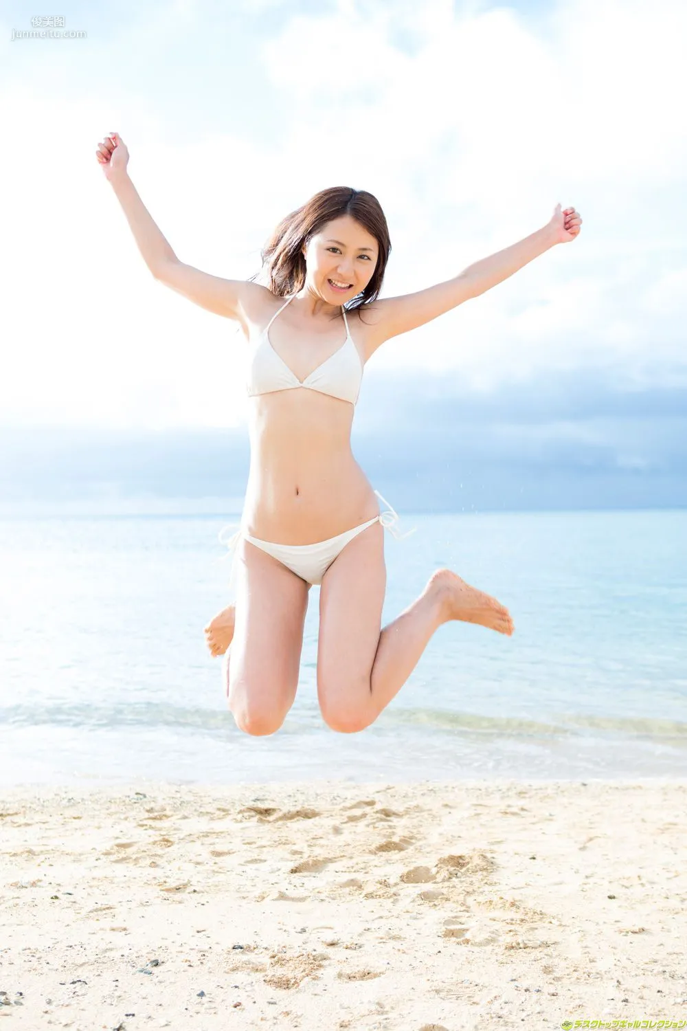 由井香織《パーフェクト・ヴィーナスの眩しい微笑み》寫真集 [DGC] NO.1079 3