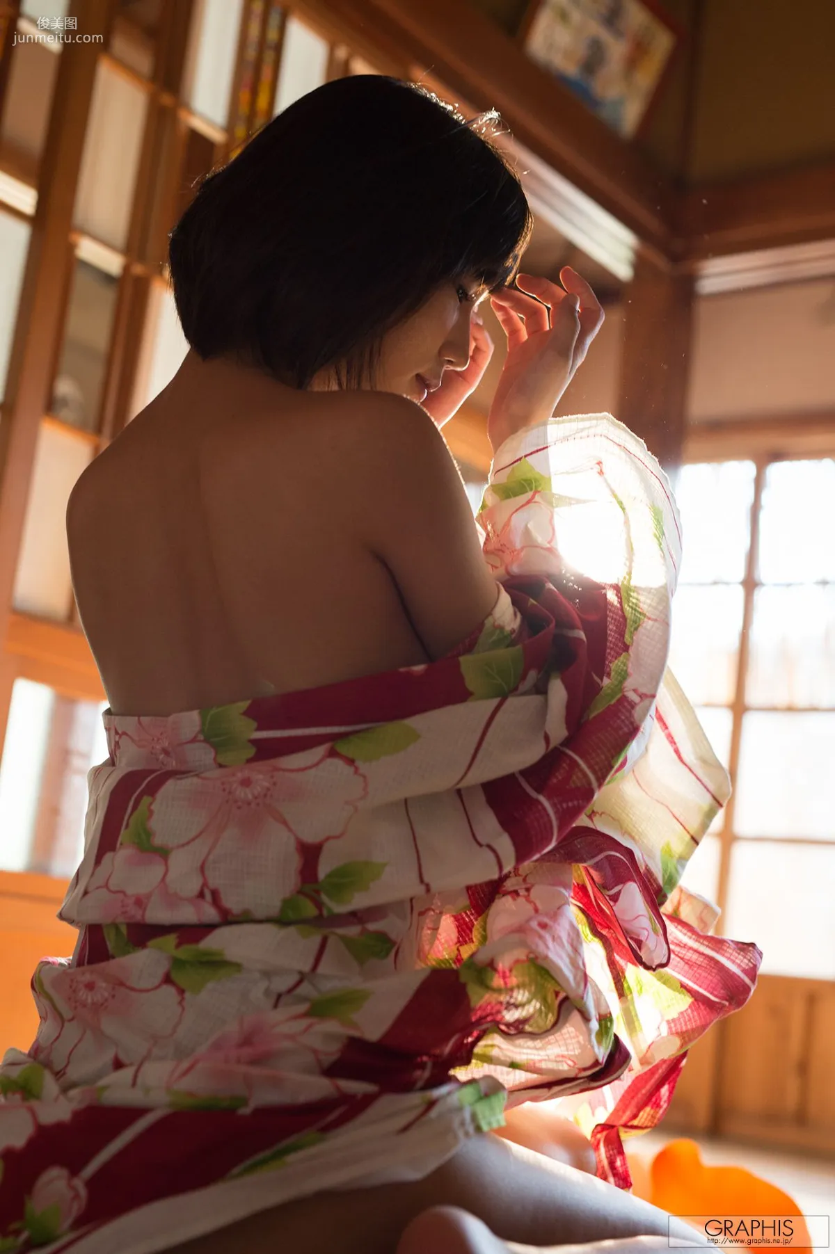 湊莉久《Winter Special Gallery》 [Graphis] 写真集20
