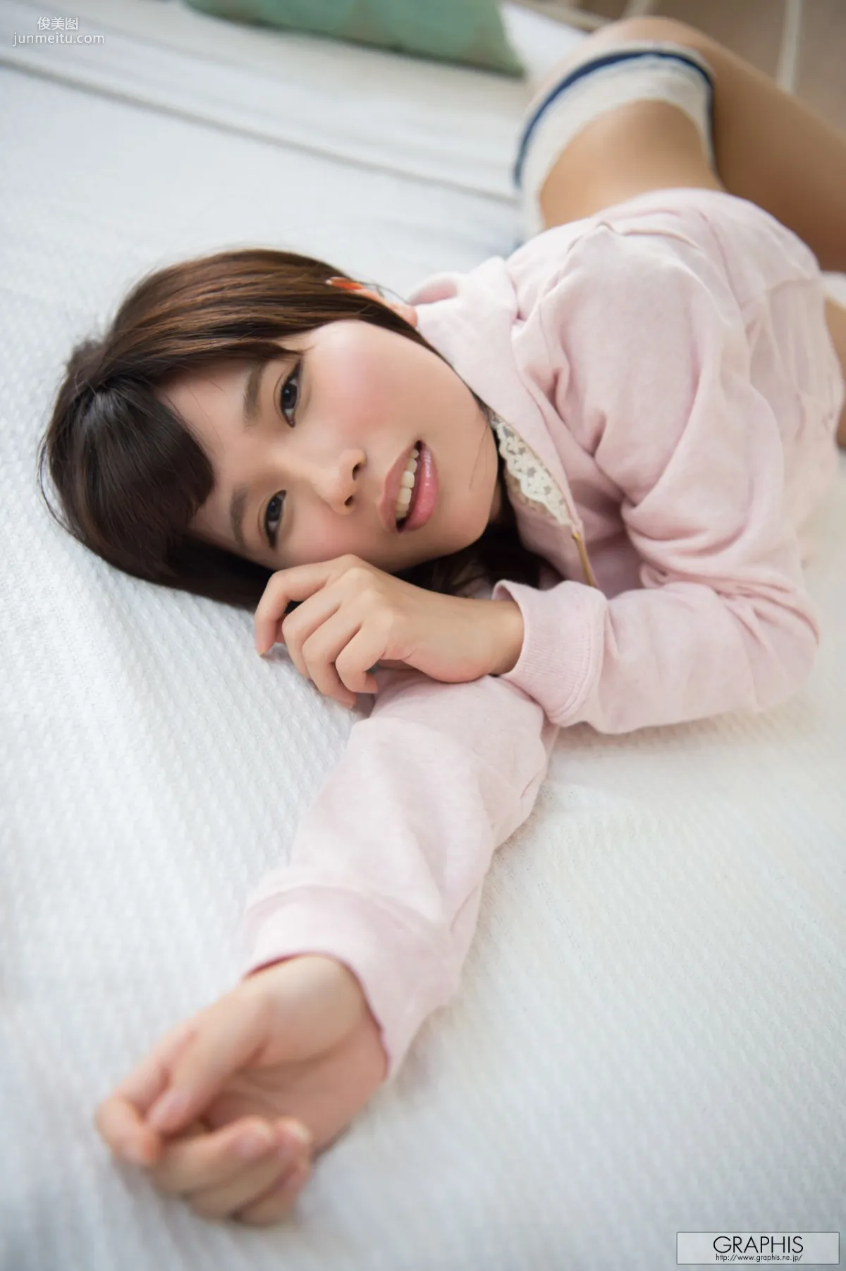 Mii Kurii 栗衣みい/栗衣美伊 [Graphis] First Gravure 初脫ぎ娘 寫真集 55