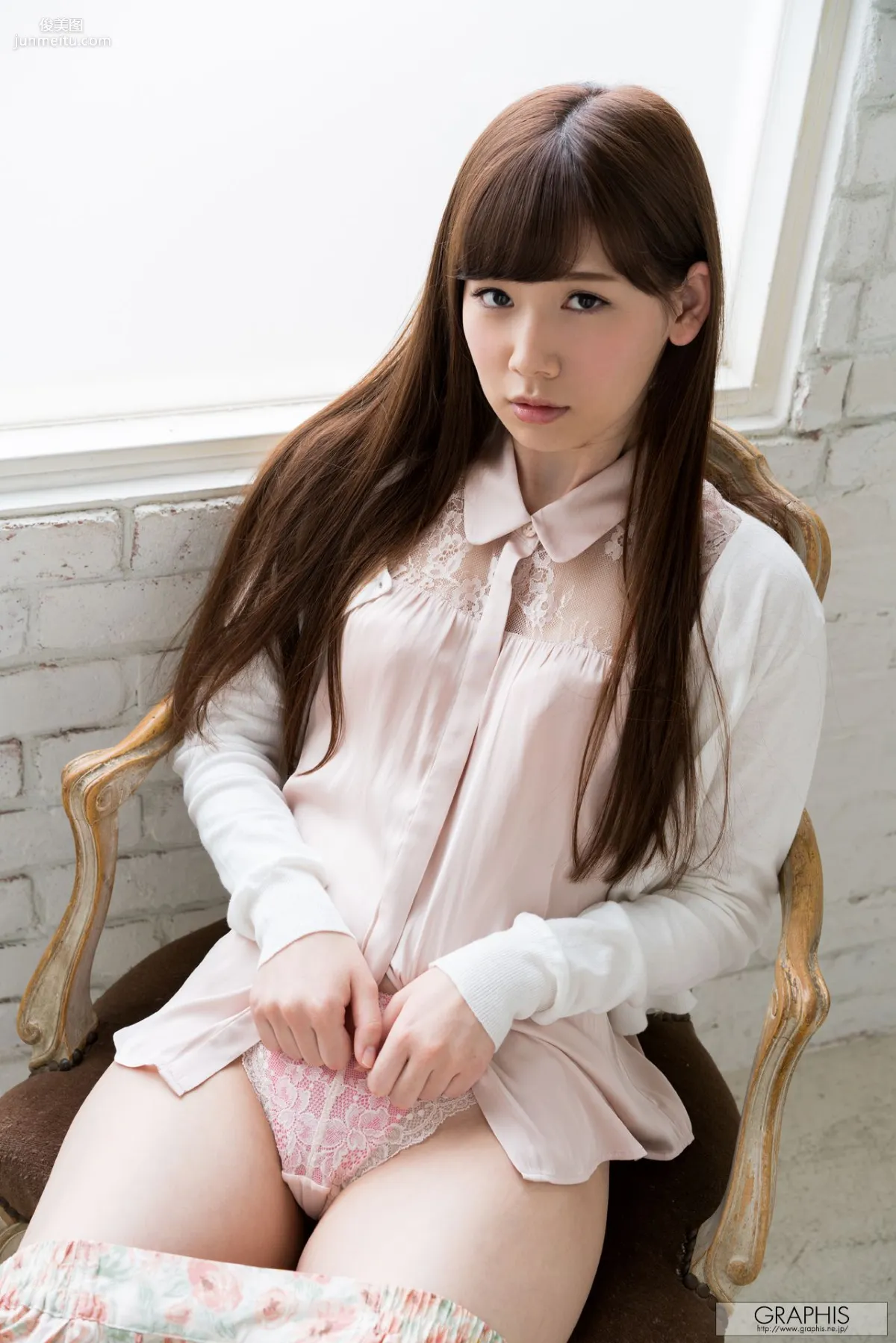 Tsumugi Akari 明裡つむぎ/明裡紬 [Graphis] First Gravure 初脫ぎ娘 寫真集 8