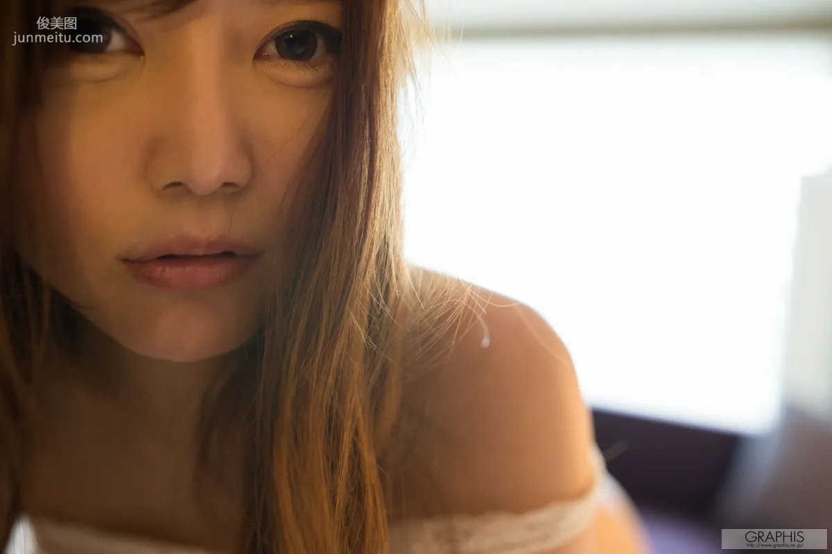 榊梨々亜/榊梨梨亚《Be shy》 [Graphis] Gals 写真集47