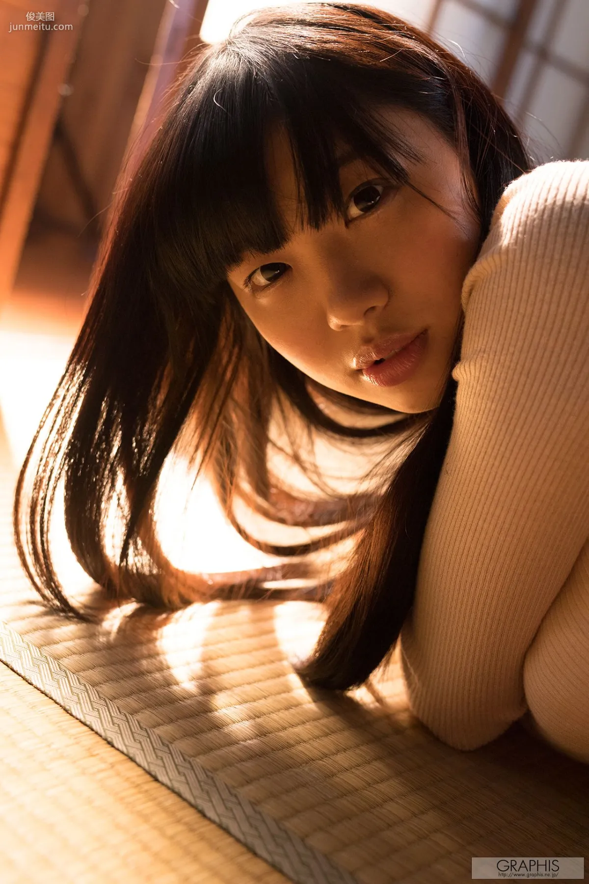 Kiritani Matsuri 桐谷まつり/桐谷まつり [Graphis] First Gravure 初脫ぎ娘 寫真集 22
